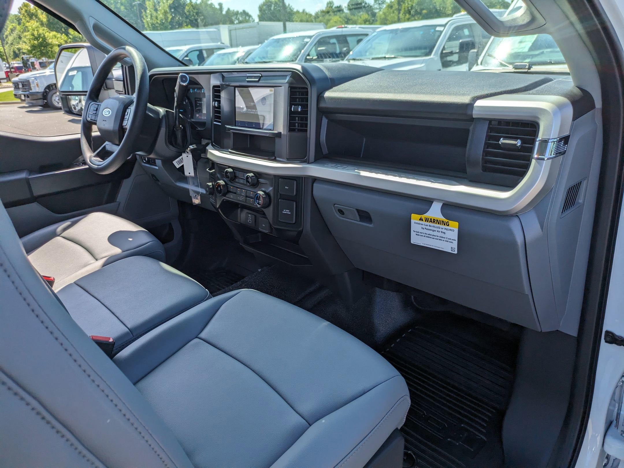 2025 Ford Super Duty F-350 SRW XL