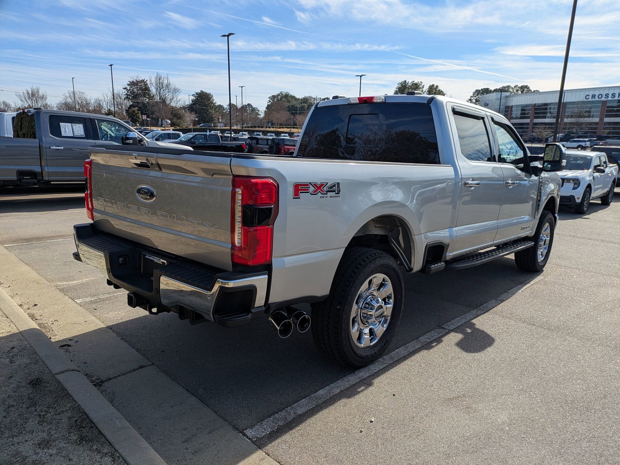 2024 Ford Super Duty F-350 SRW LARIAT
