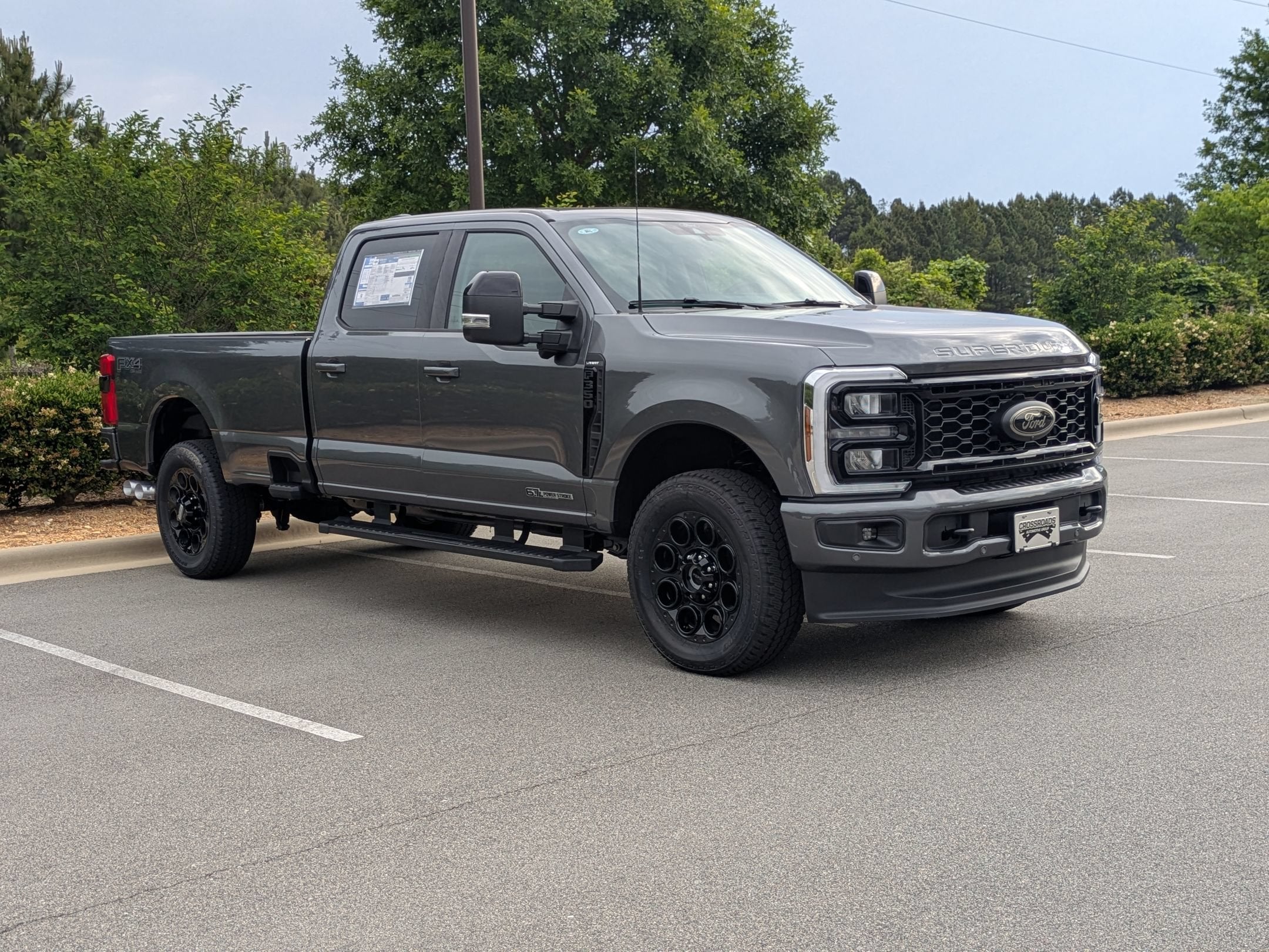 2026 Ford Super Duty F-350 SRW LARIAT