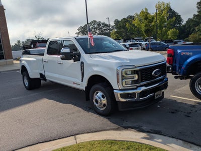 2026 Ford Super Duty F-350 DRW LARIAT