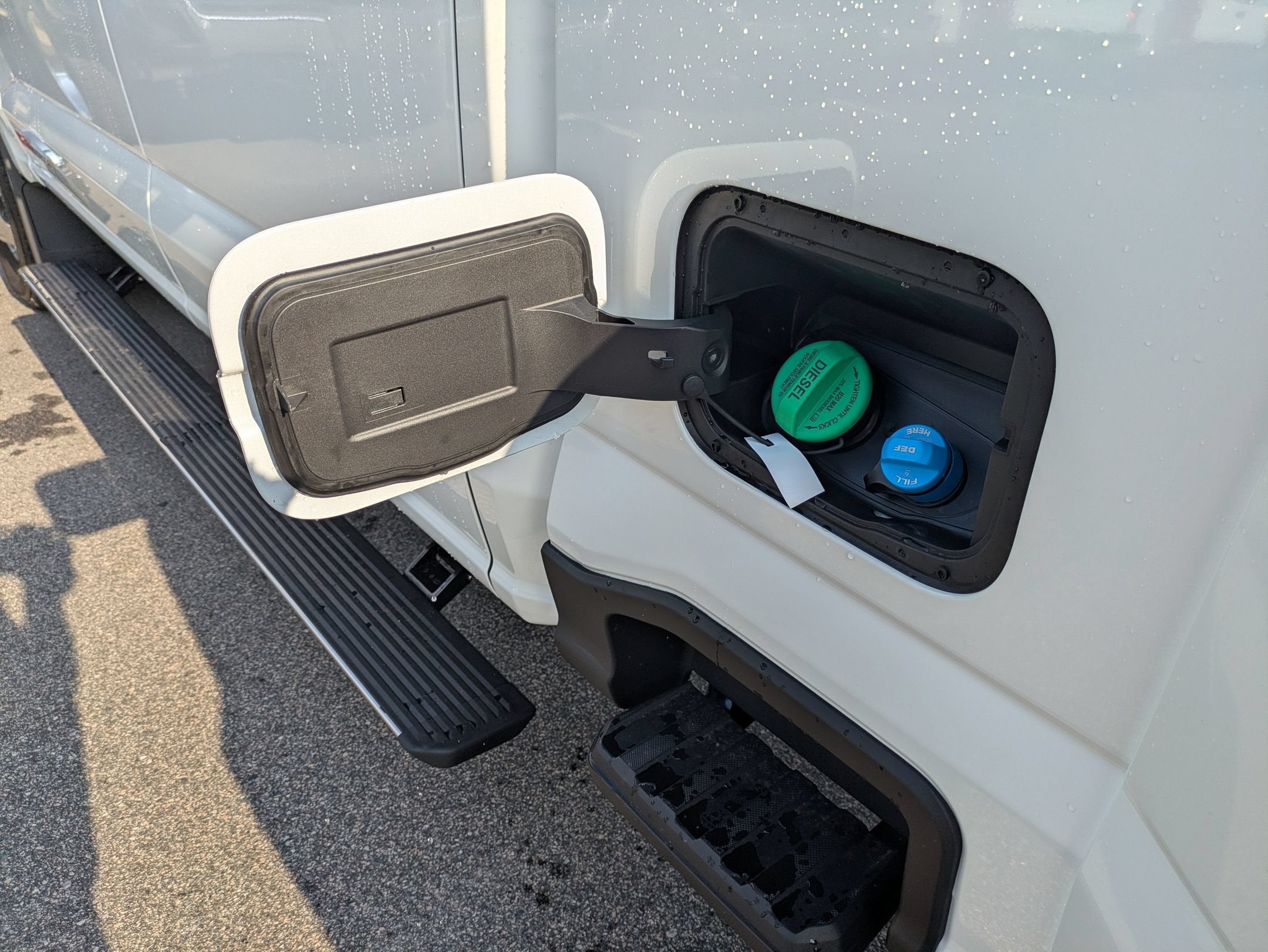 2026 Ford Super Duty F-350 DRW LARIAT