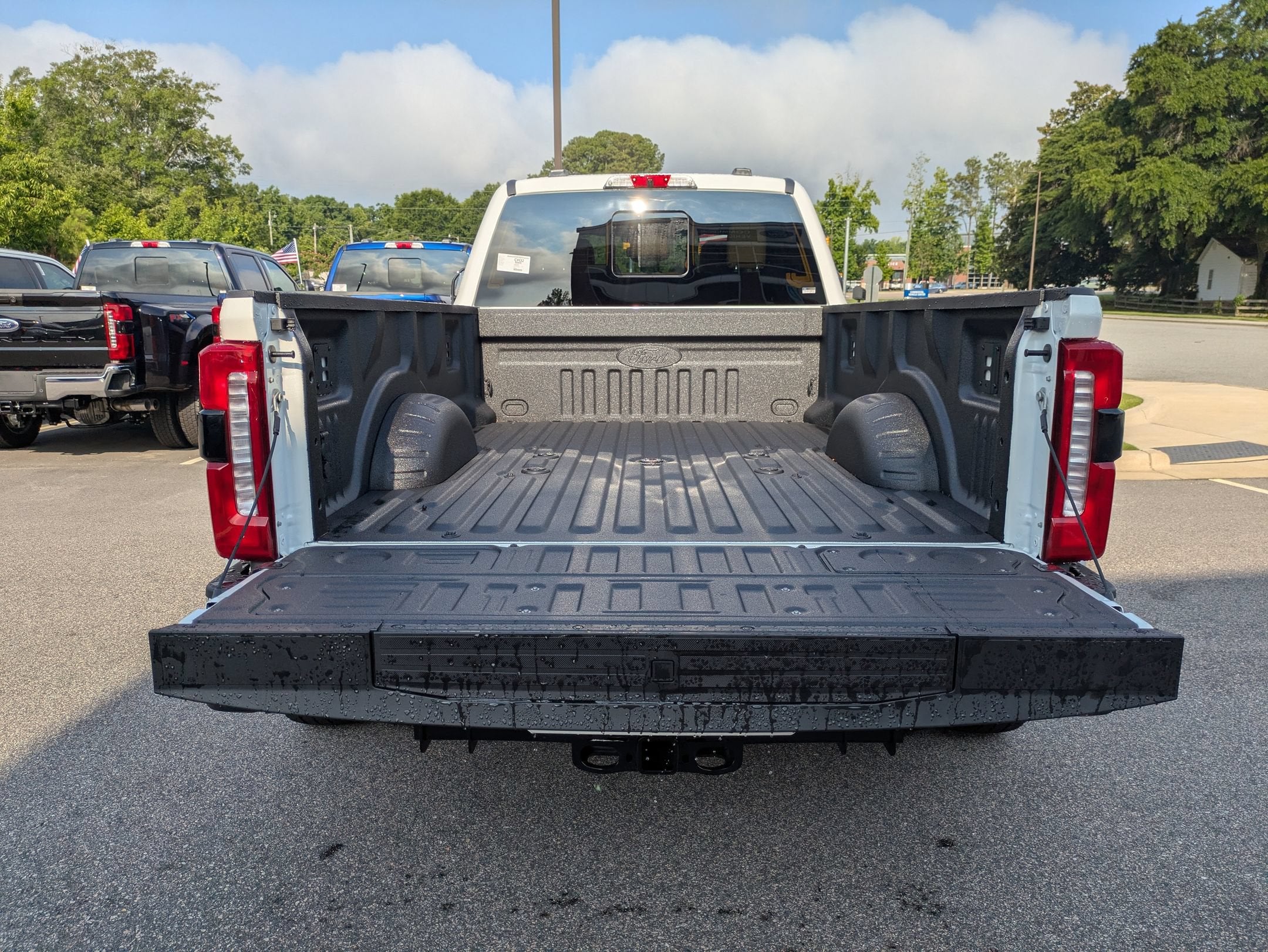 2026 Ford Super Duty F-350 DRW LARIAT