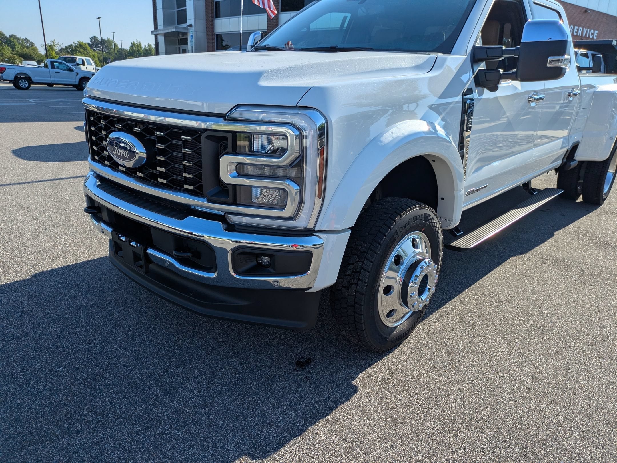 2026 Ford Super Duty F-450 DRW LARIAT