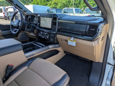 2026 Ford Super Duty F-450 DRW LARIAT
