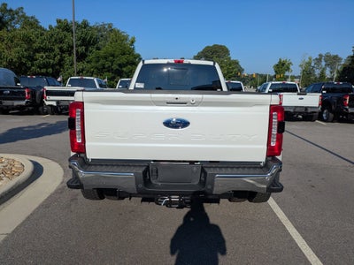 2026 Ford Super Duty F-450 DRW LARIAT