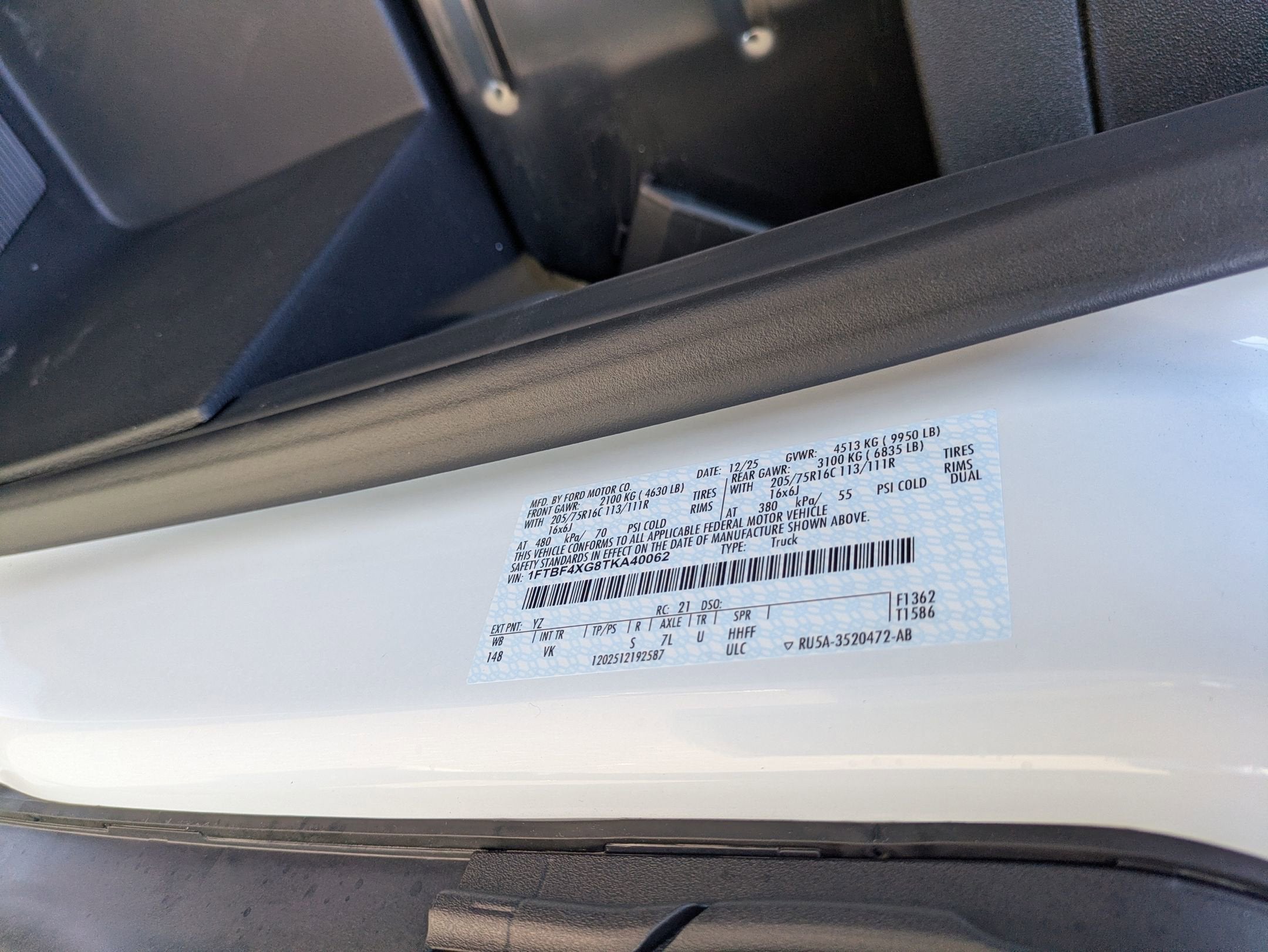 2026 Ford Transit Cargo Van Base