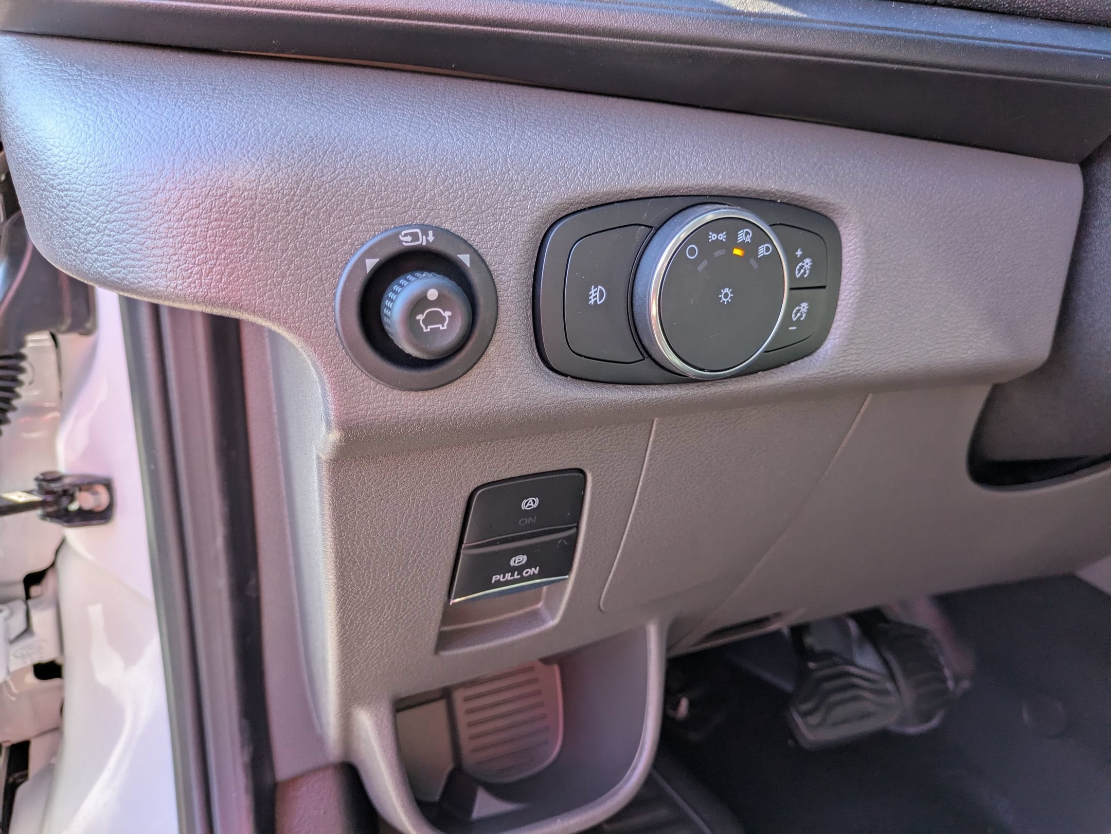 2027 Ford Transit Cargo Van Base
