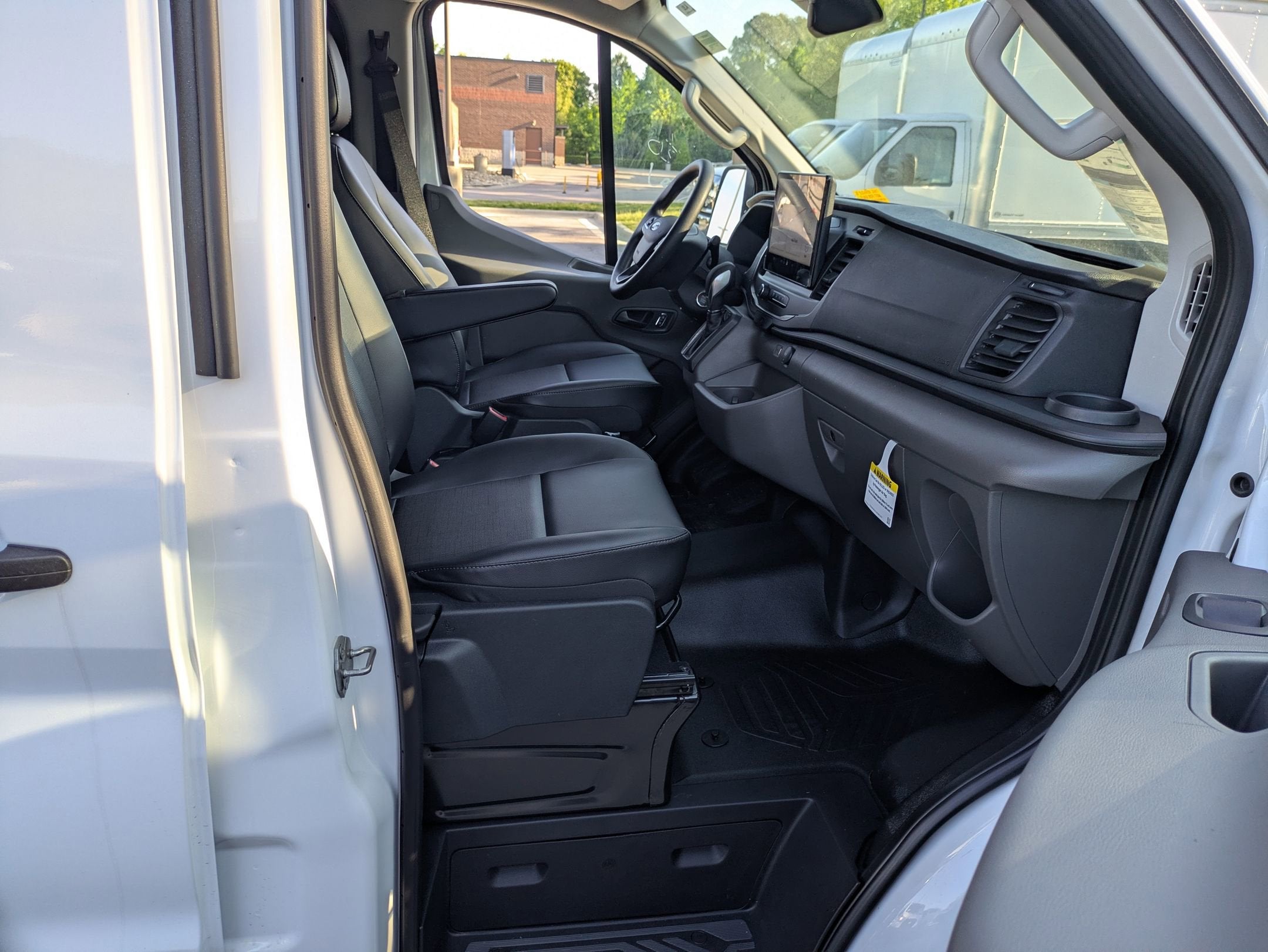 2026 Ford Transit Cargo Van Base