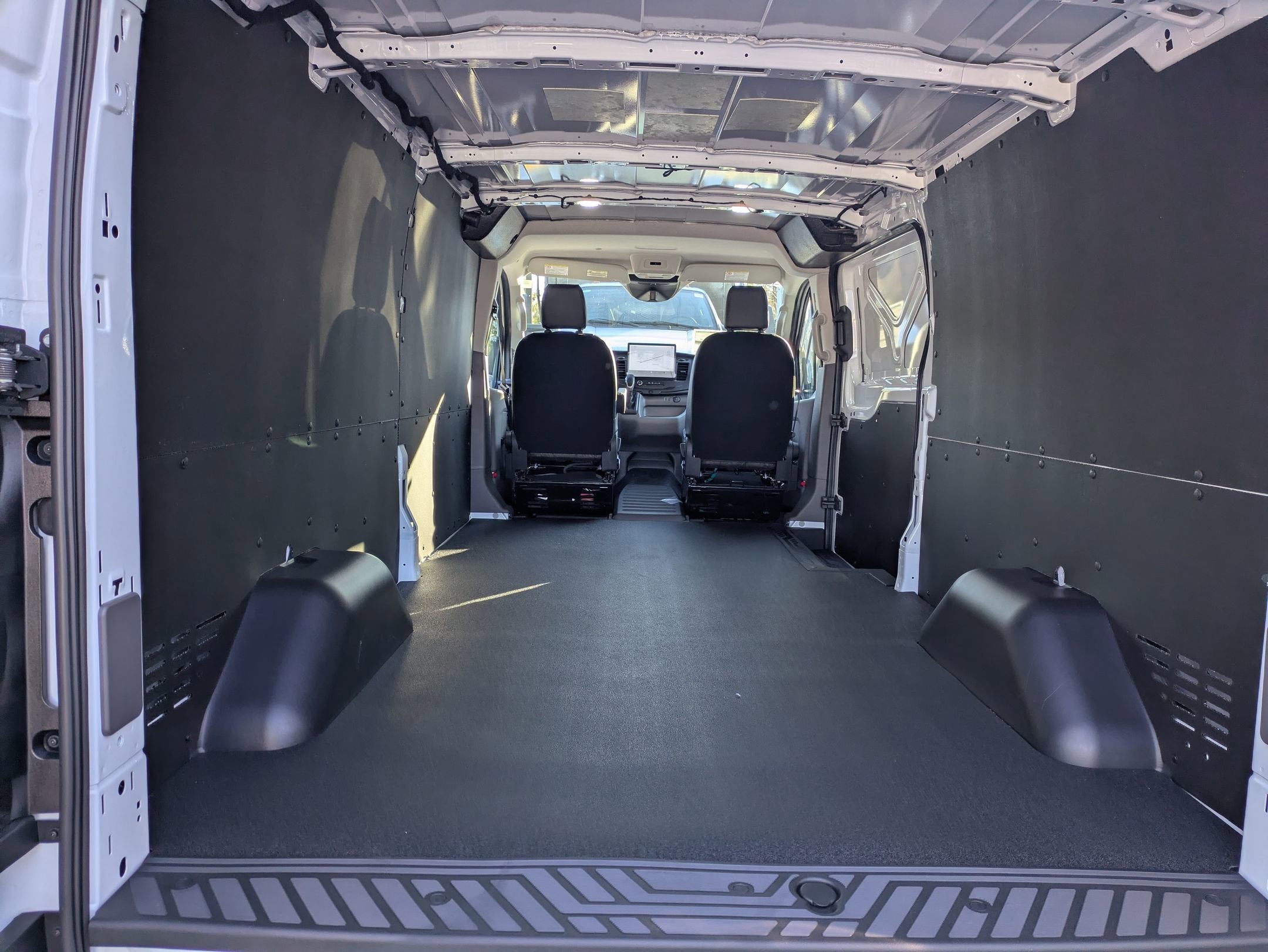 2026 Ford Transit Cargo Van Base