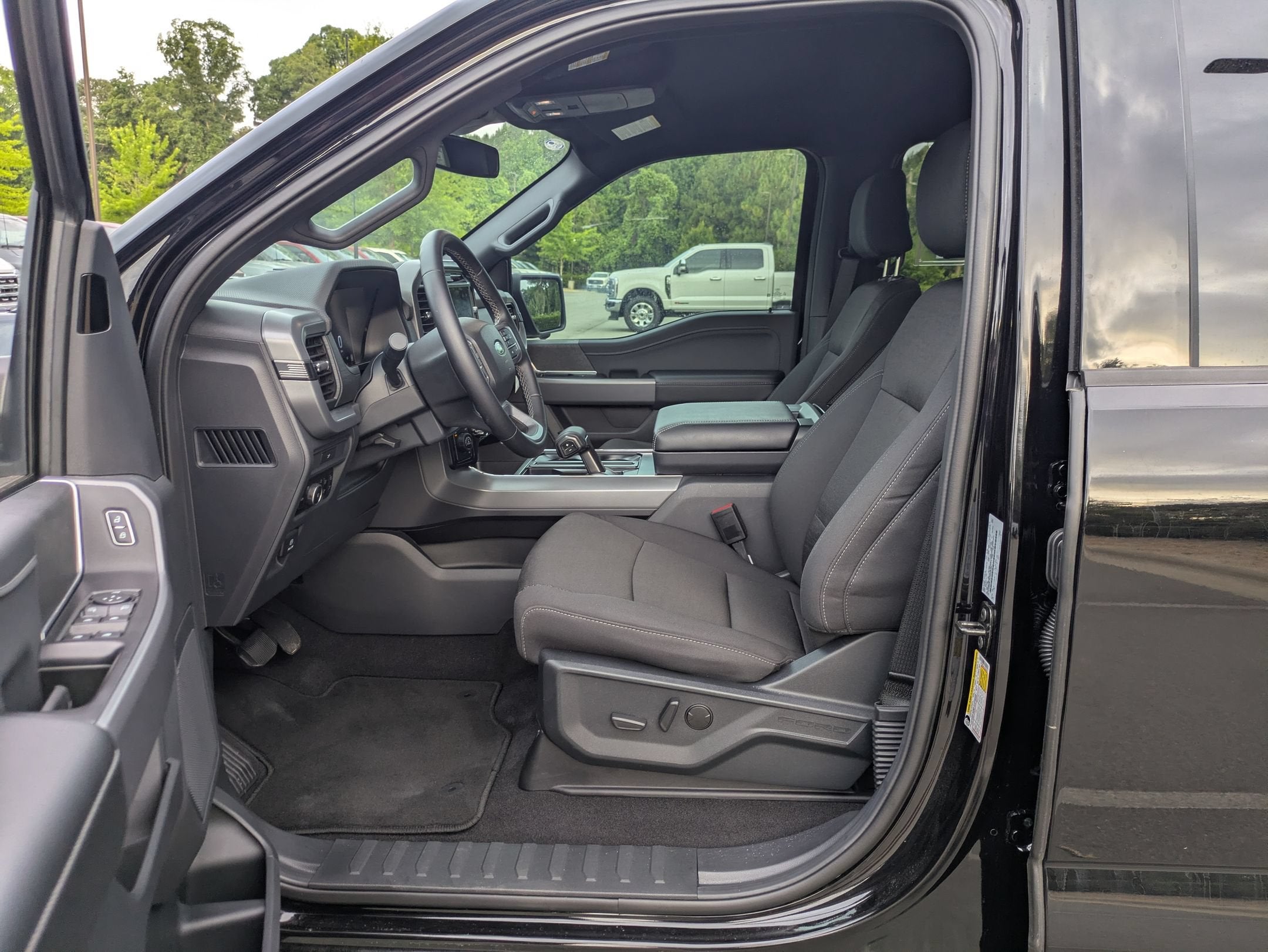 2026 Ford F-150 XLT - Crossroads Courtesy Demo