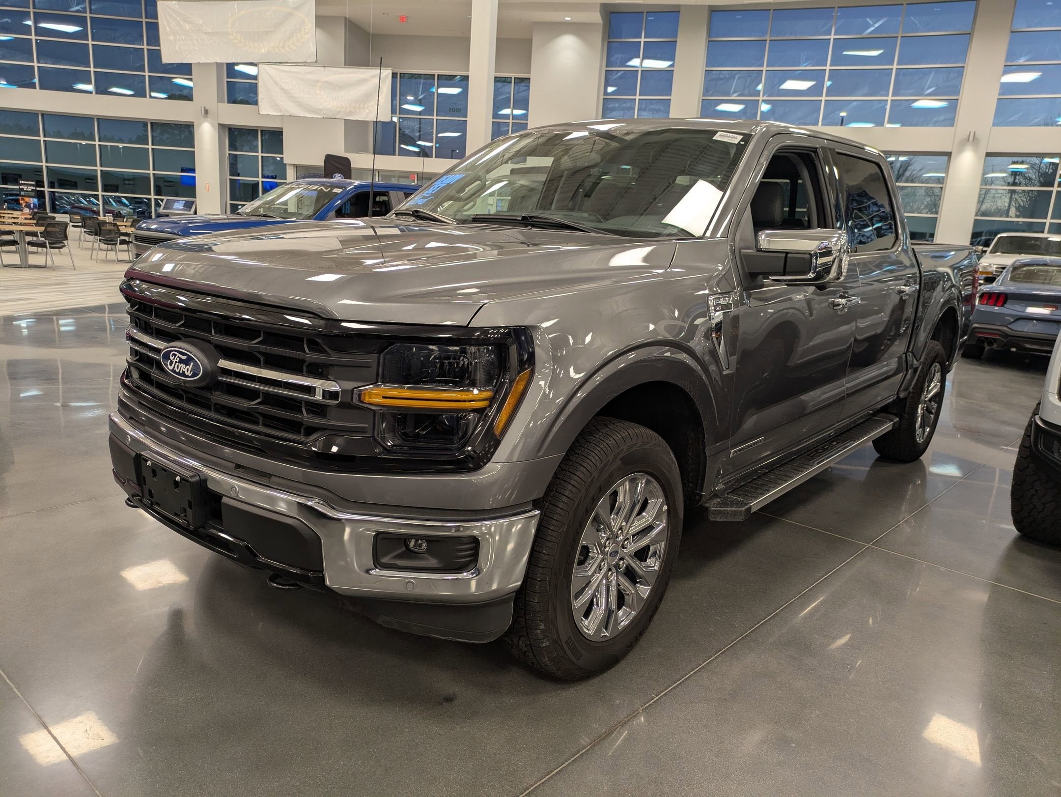 2025 Ford F-150 XLT