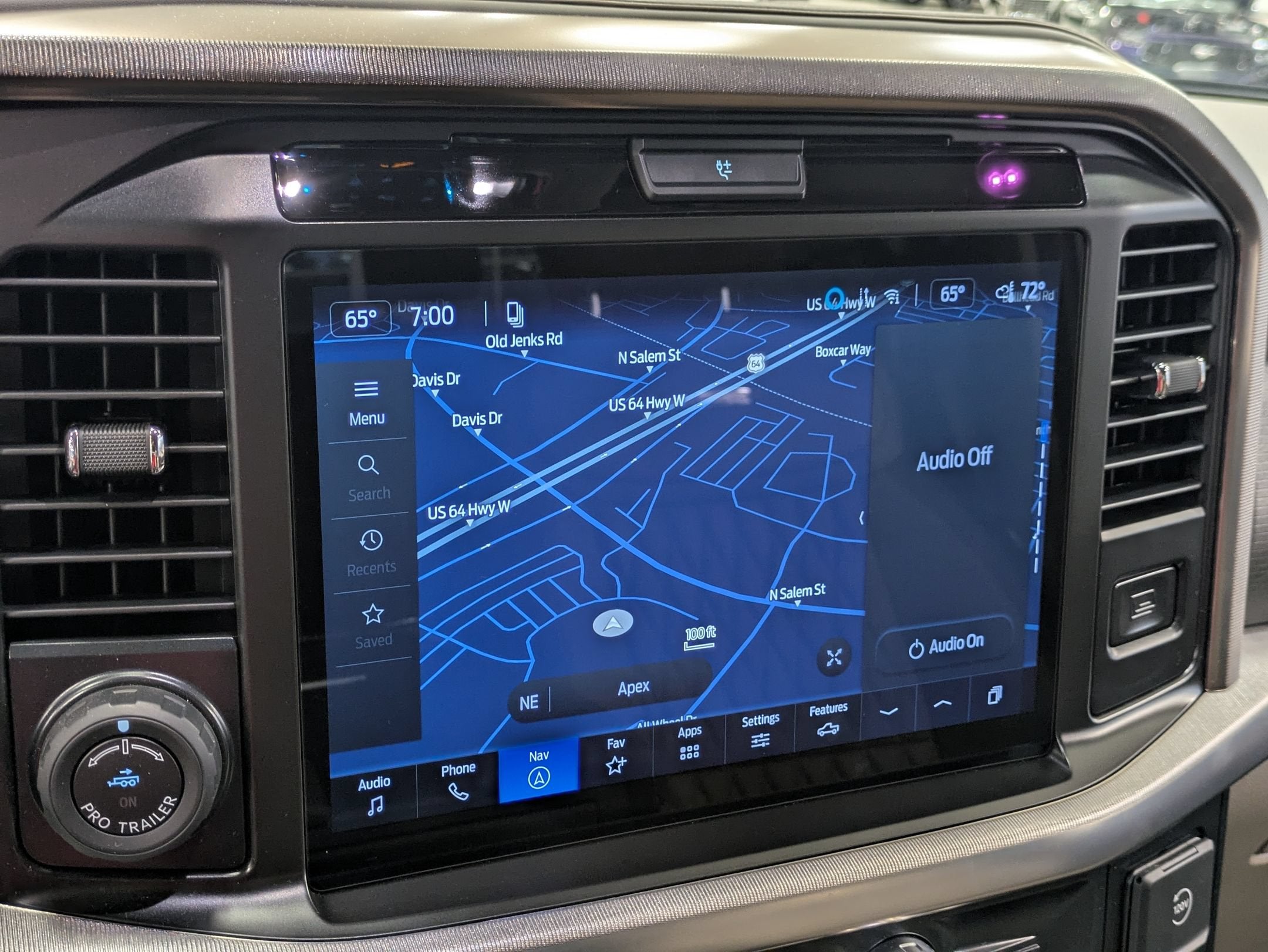 2026 Ford F-150 Platinum - Crossroads Courtesy Demo
