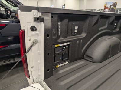 2026 Ford F-150 Platinum - Crossroads Courtesy Demo
