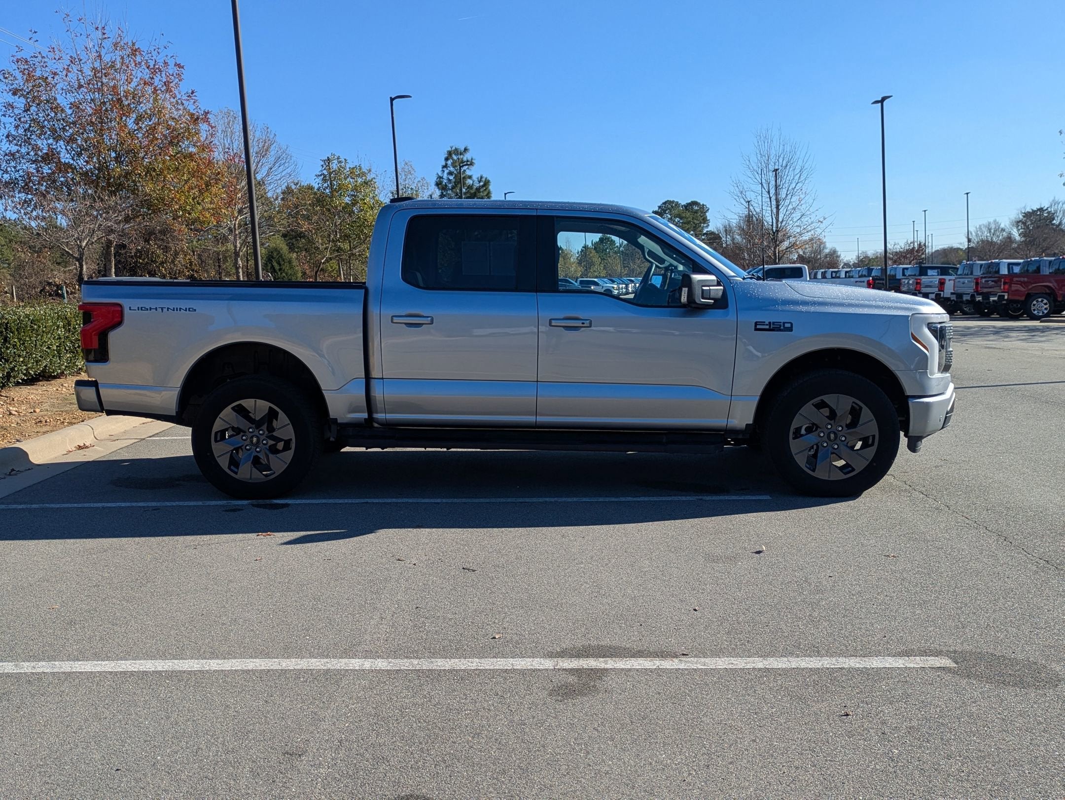 2025 Ford F-150 Lightning Flash