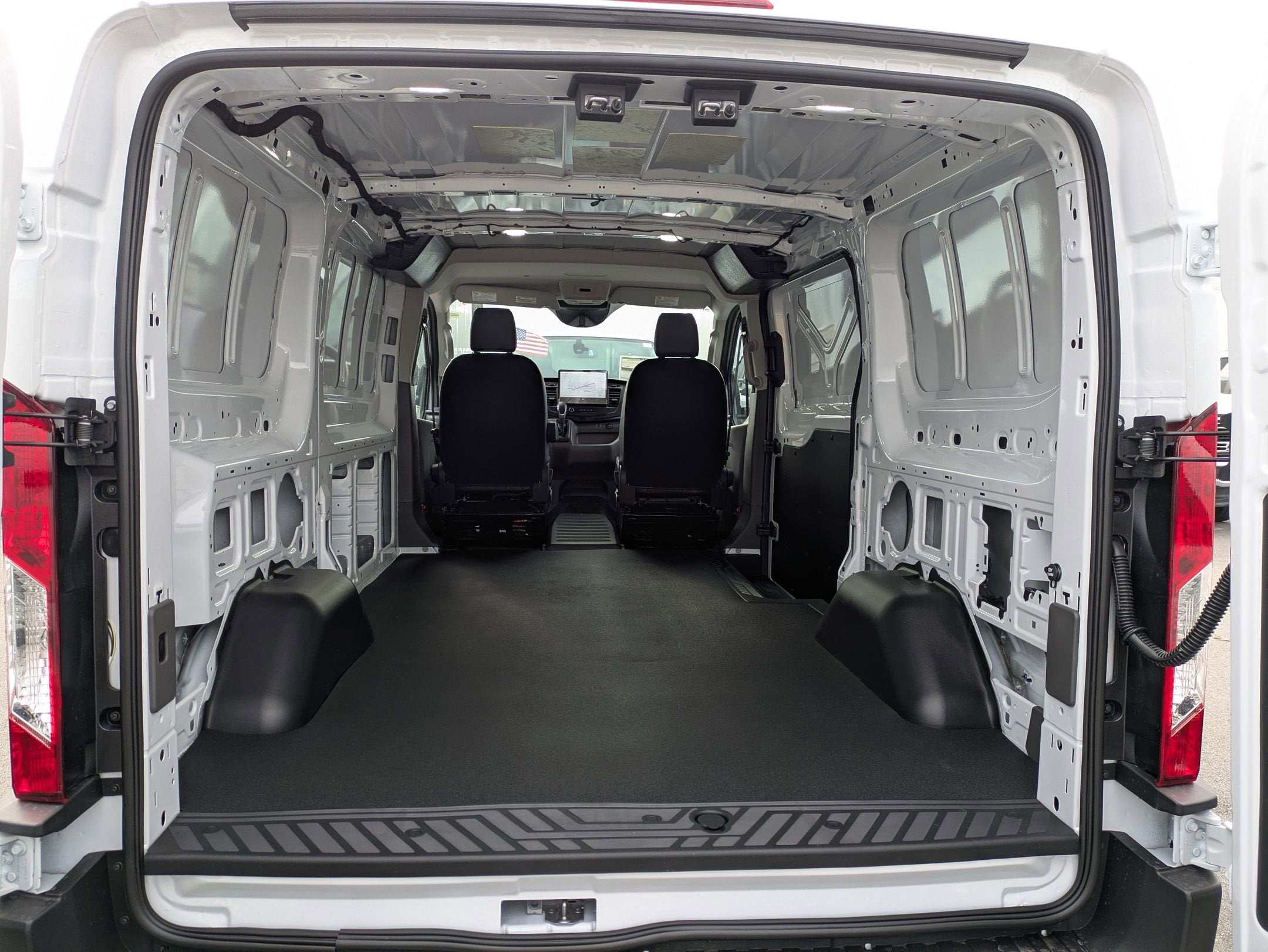 2026 Ford Transit Cargo Van Base