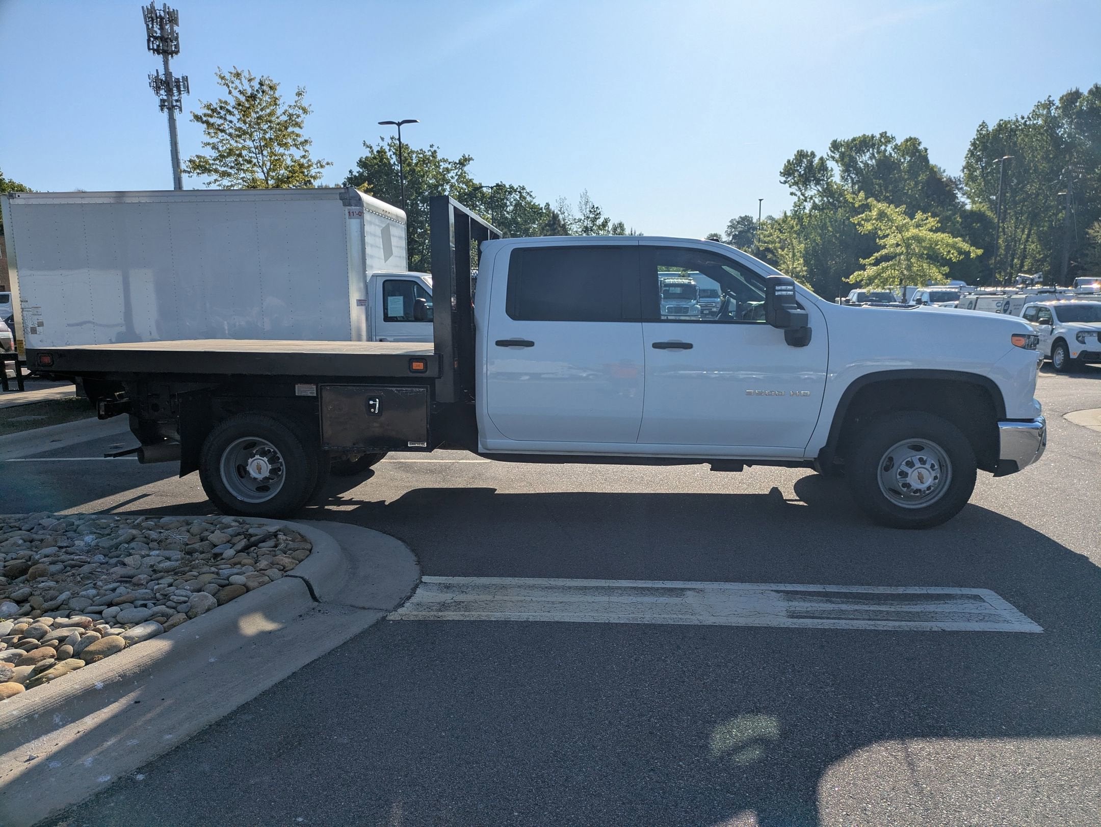 2024 Chevrolet Silverado 3500HD FLATBED DUMP WORK TRUCK
