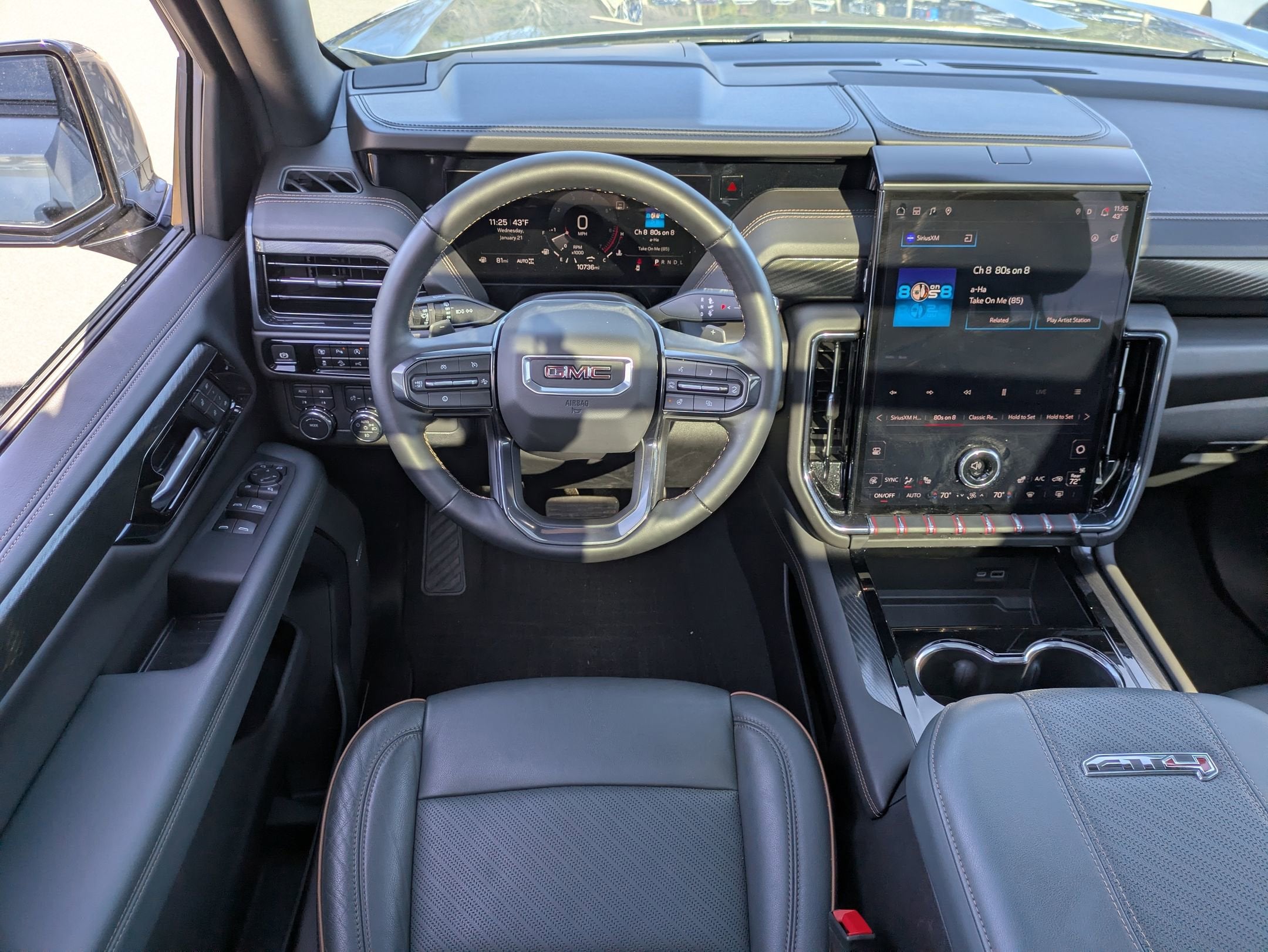 2025 GMC Yukon AT4