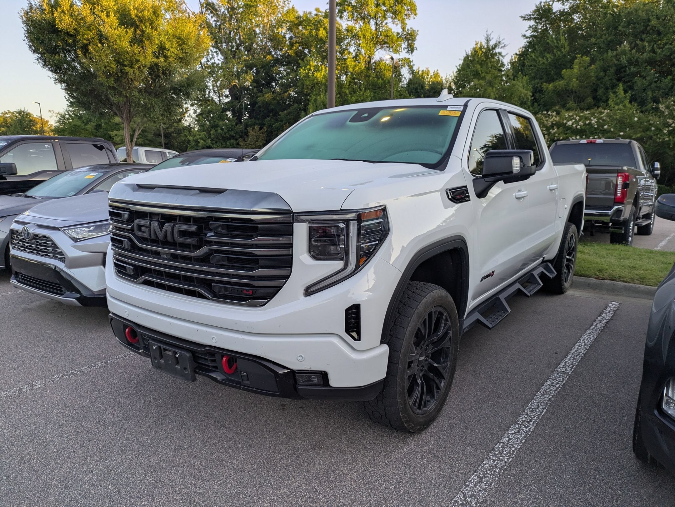 2023 GMC Sierra 1500 AT4