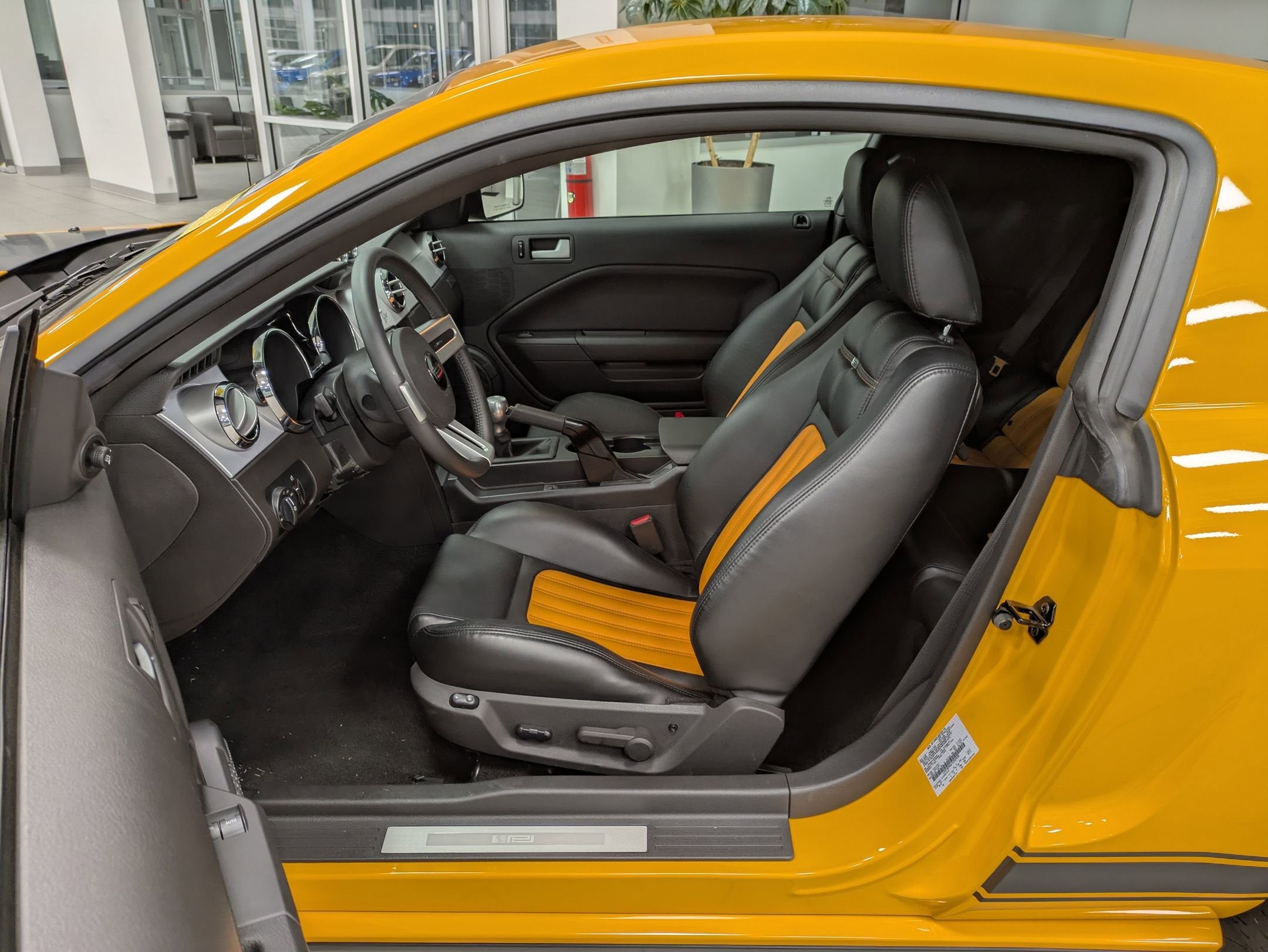 2007 Ford Mustang Saleen Parnelli Jones