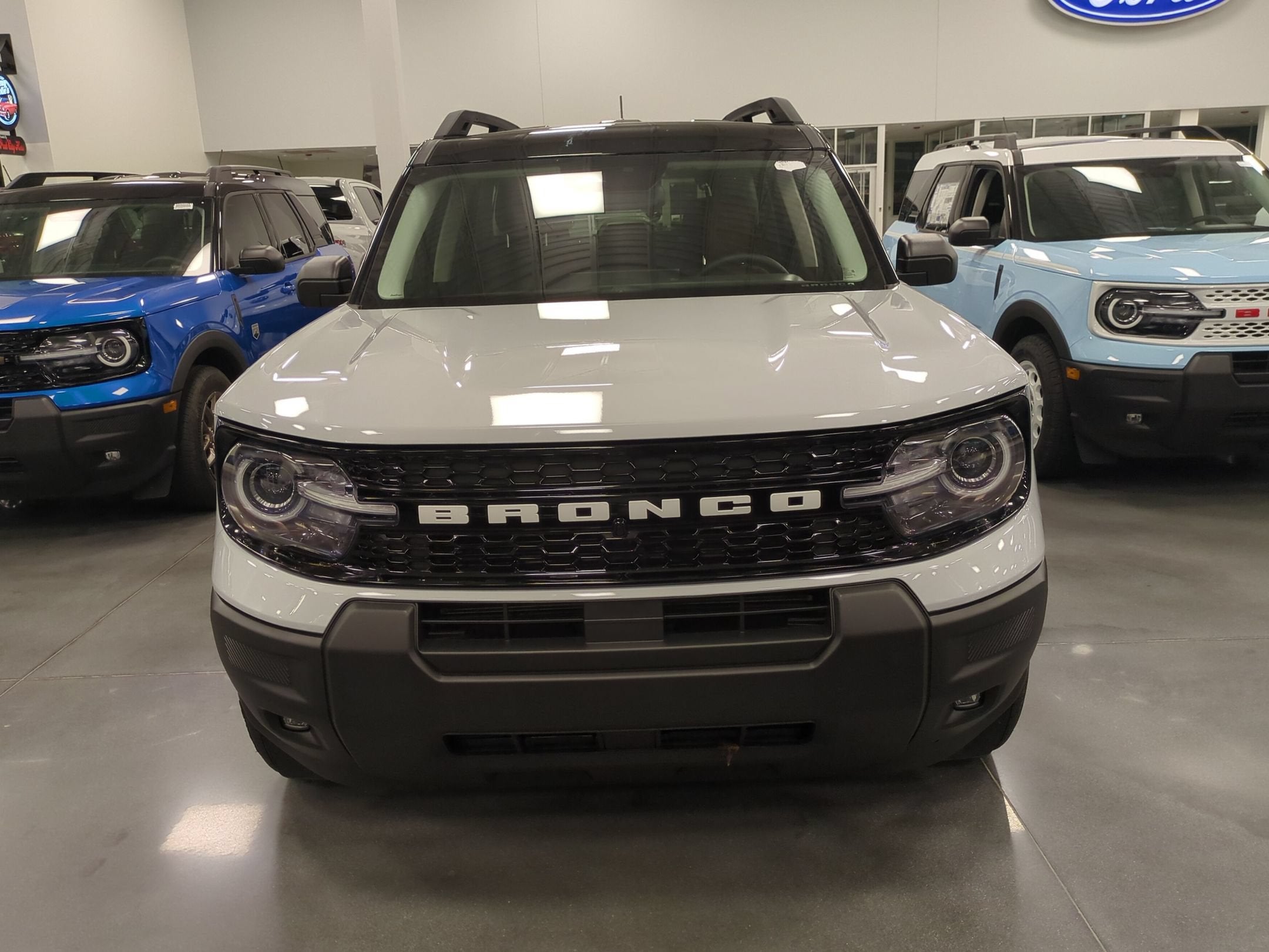 2026 Ford Bronco Sport Outer Banks - Crossroads Courtesy Demo