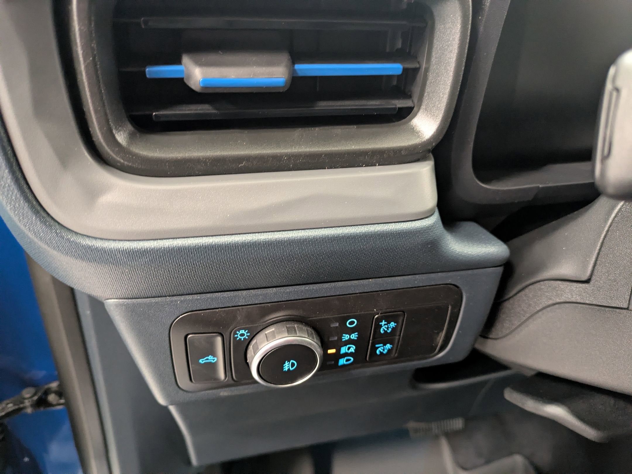 2026 Ford Maverick Lobo High