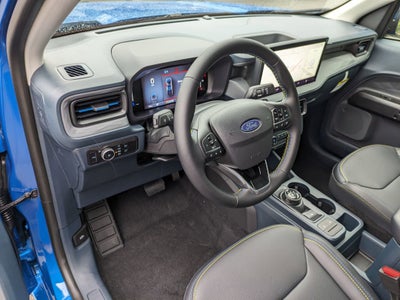 2025 Ford Maverick Lobo Standard