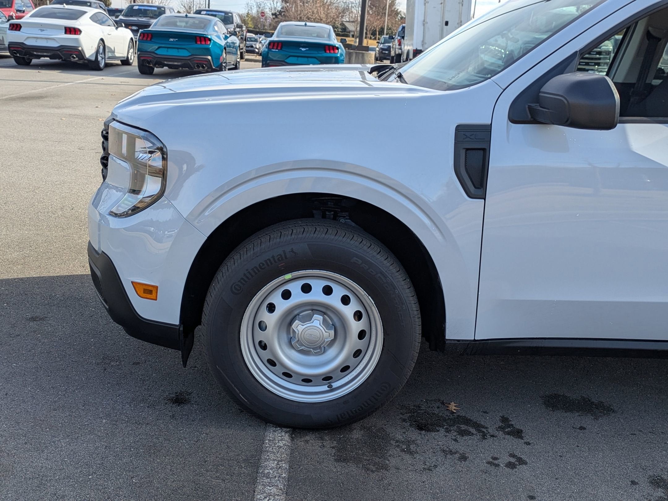 2025 Ford Maverick XL