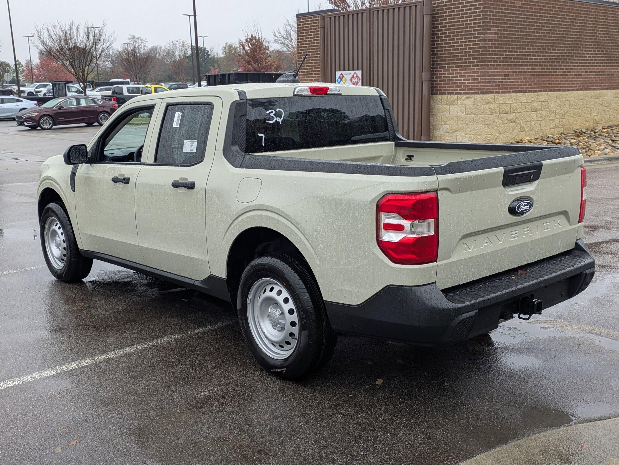2025 Ford Maverick XL