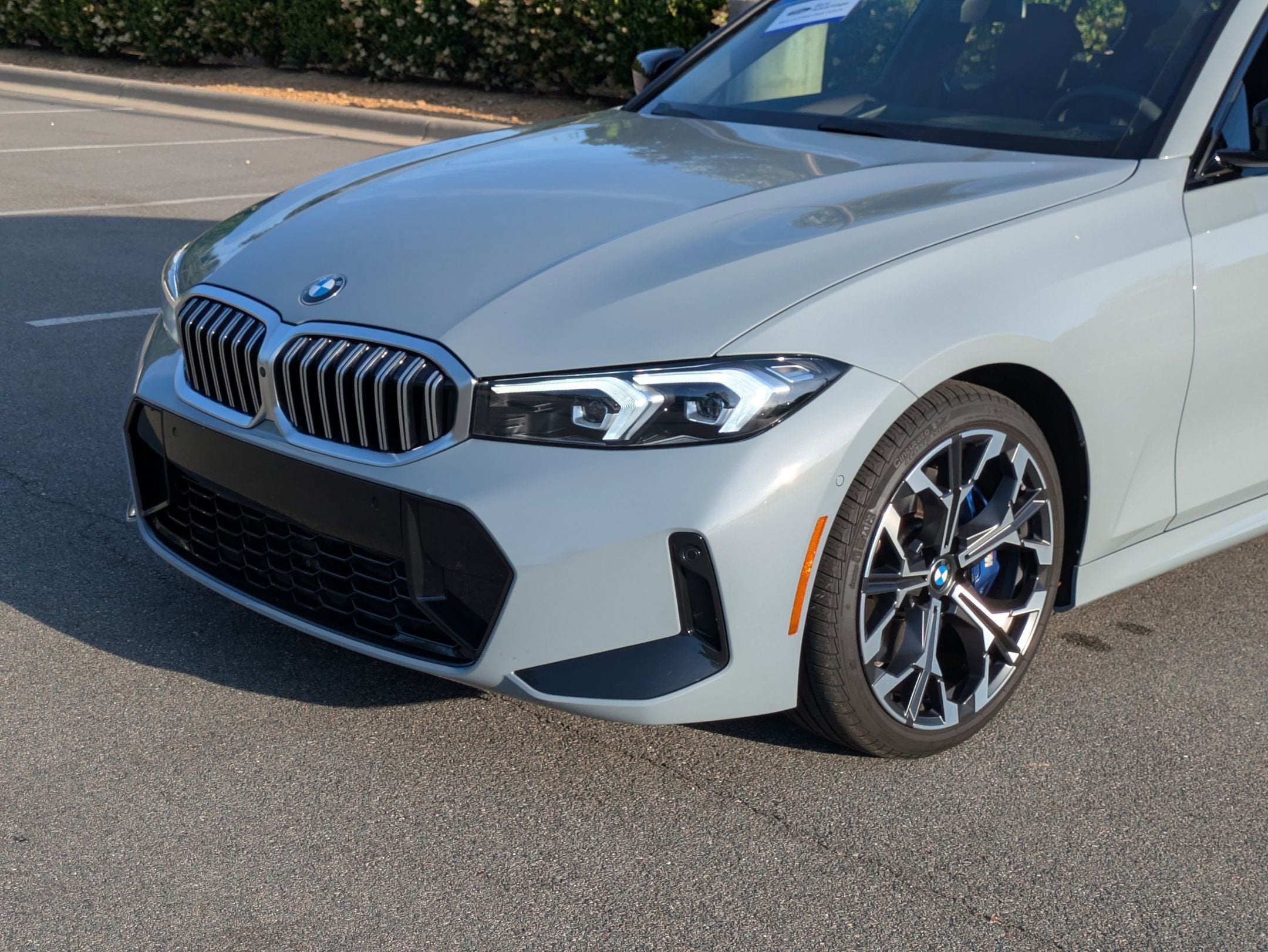 2025 BMW 3 Series 330i