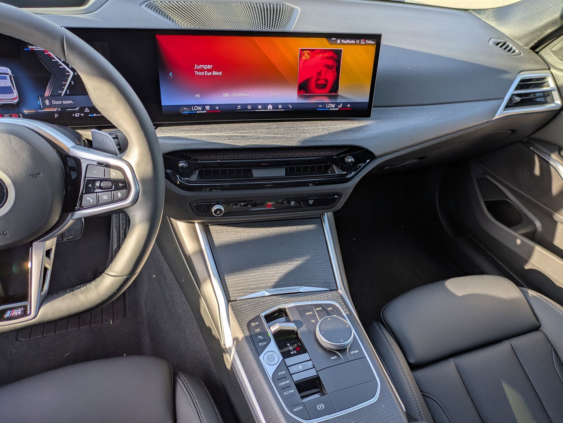 2025 BMW 3 Series 330i