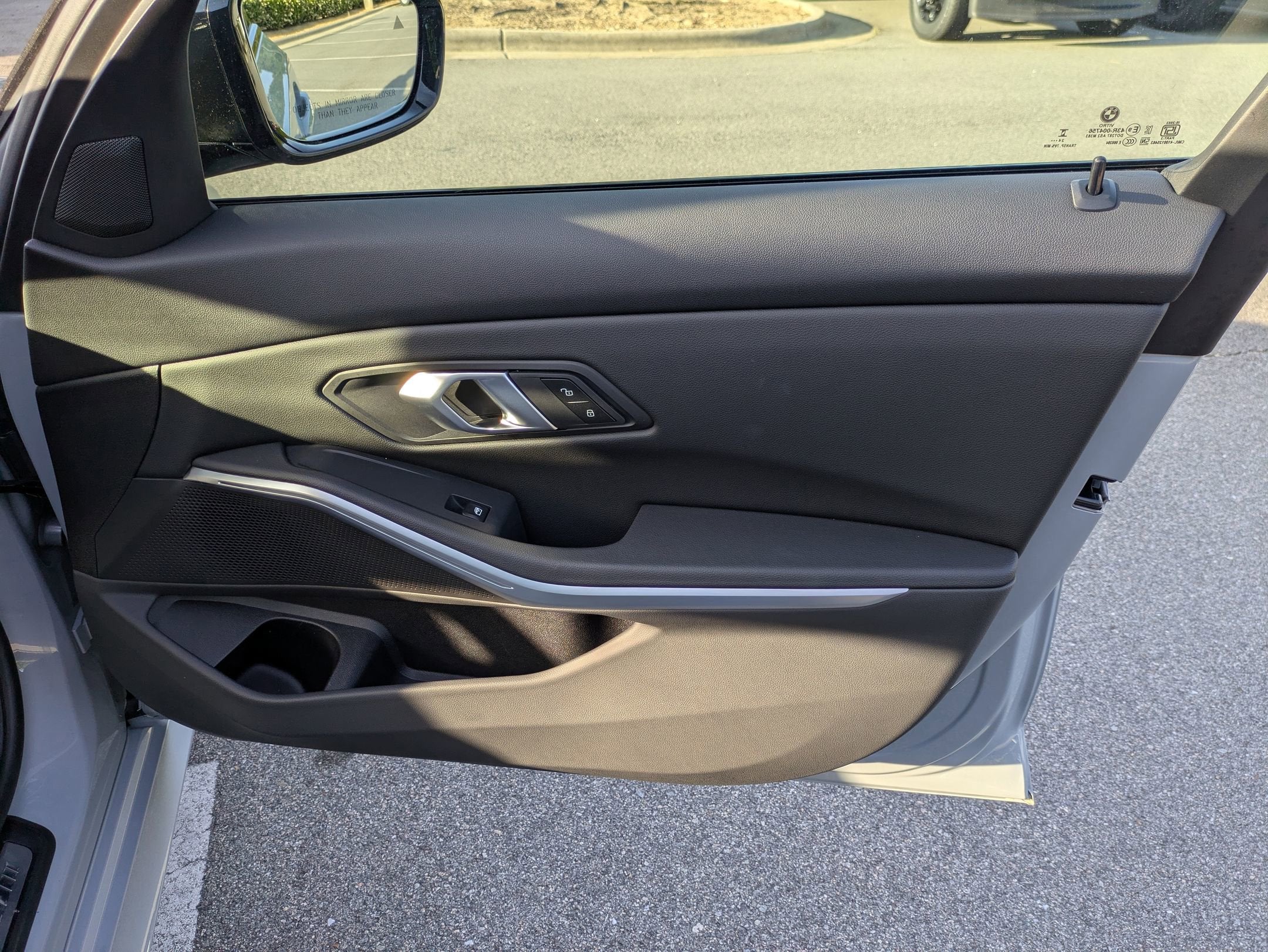2025 BMW 3 Series 330i