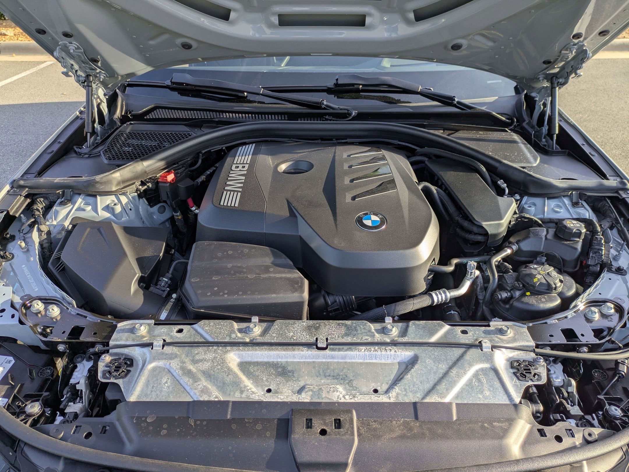 2025 BMW 3 Series 330i