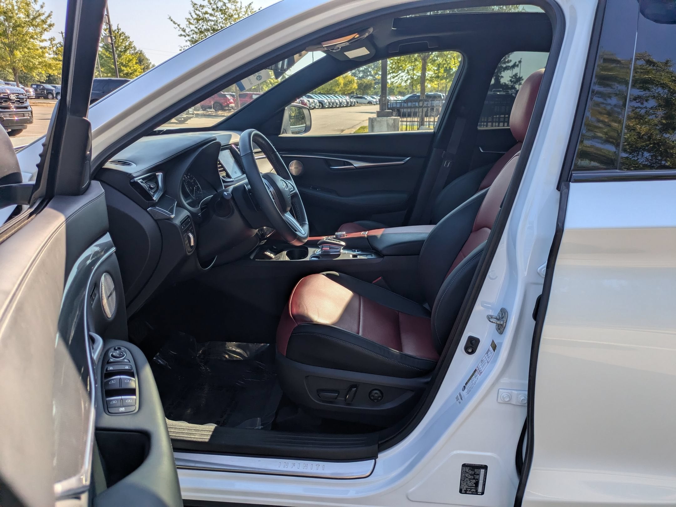 2025 INFINITI QX50 SPORT