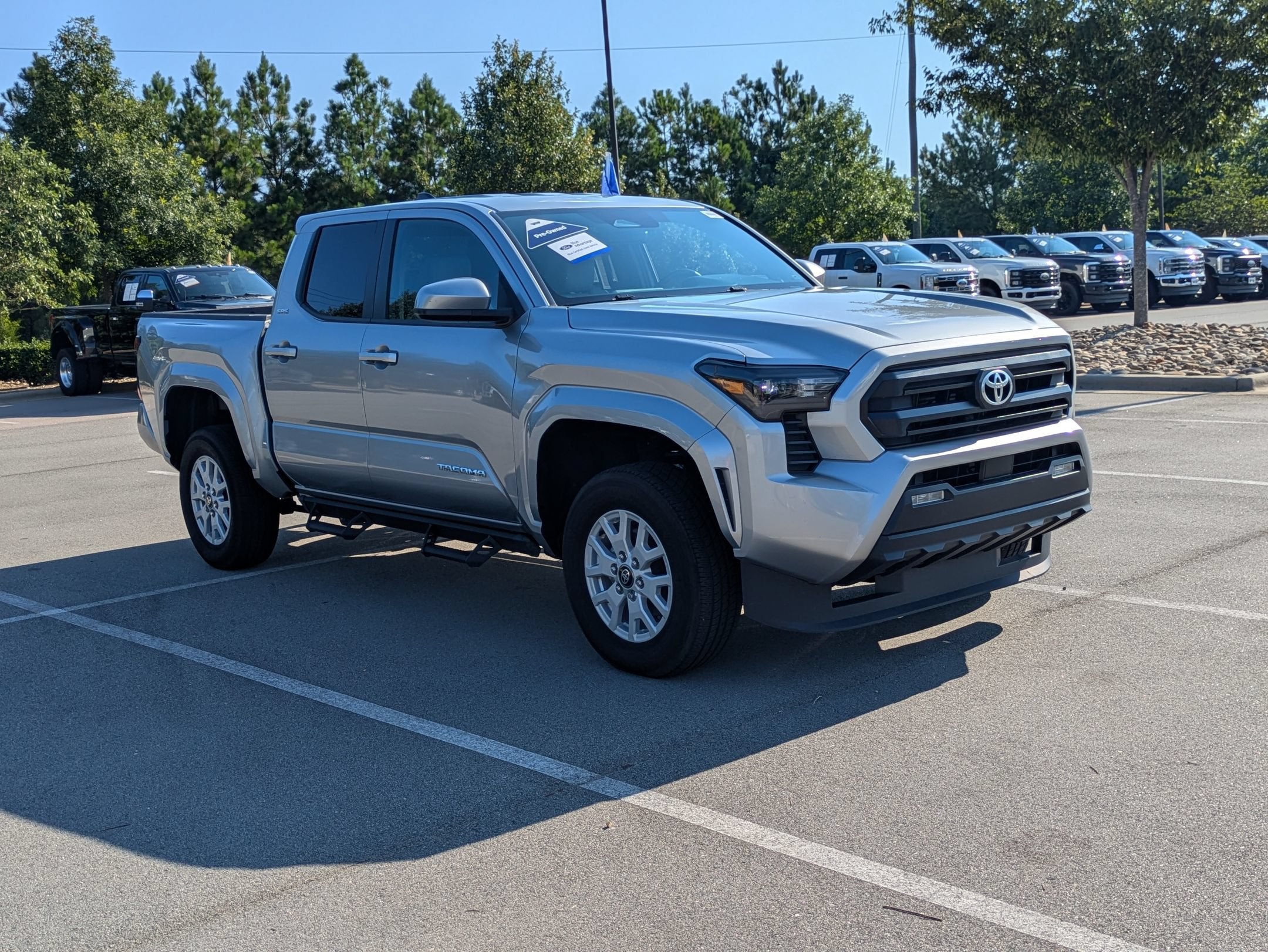 2025 Toyota Tacoma 4WD SR5