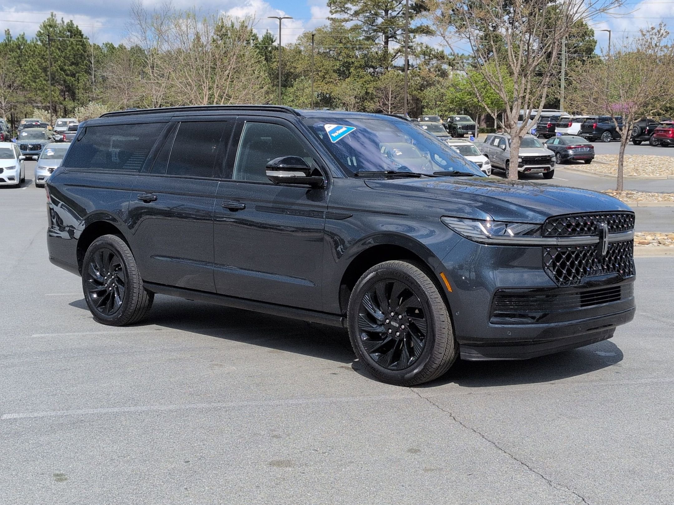 2025 Lincoln Navigator L Reserve