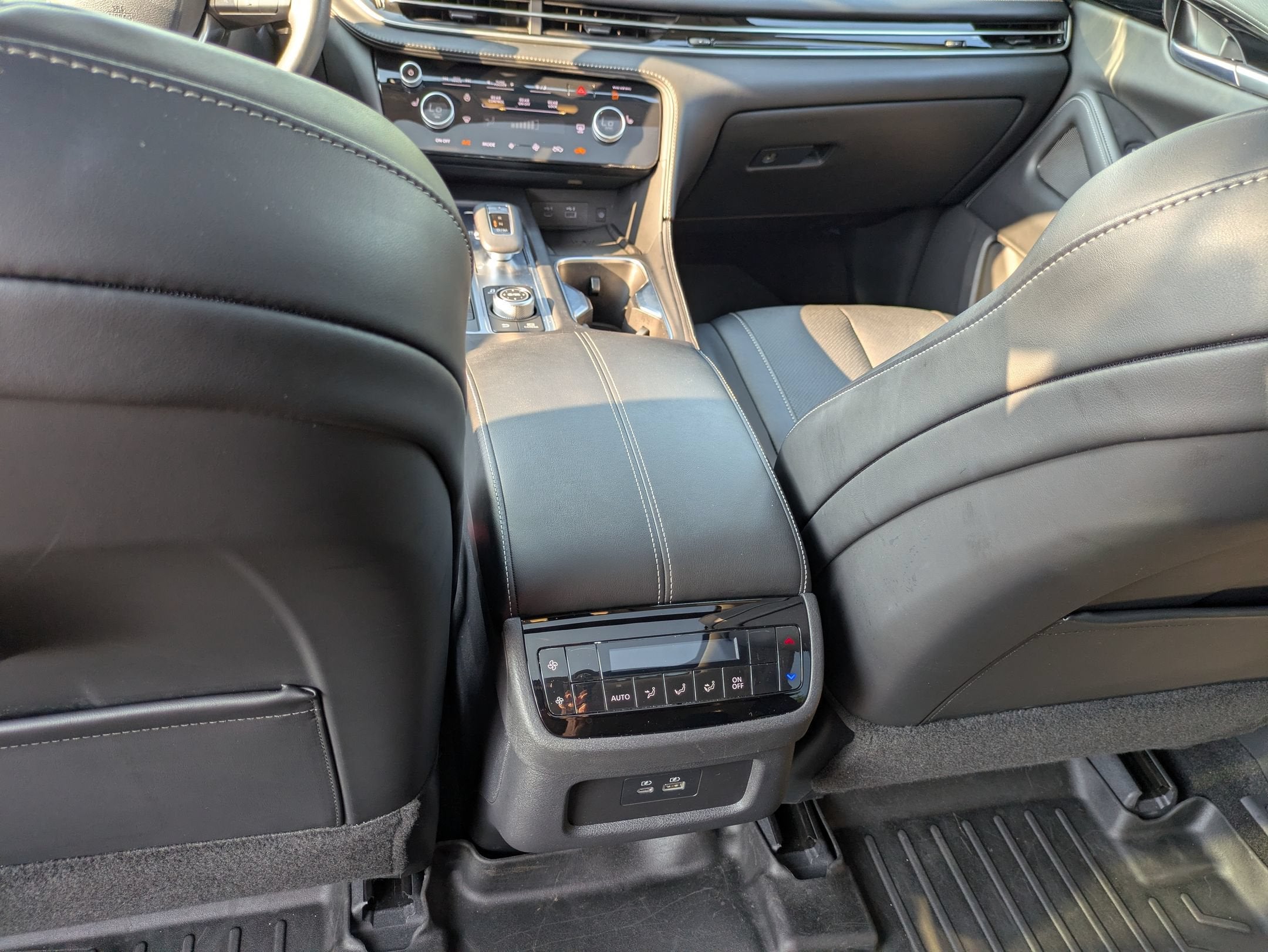 2025 INFINITI QX60 PURE