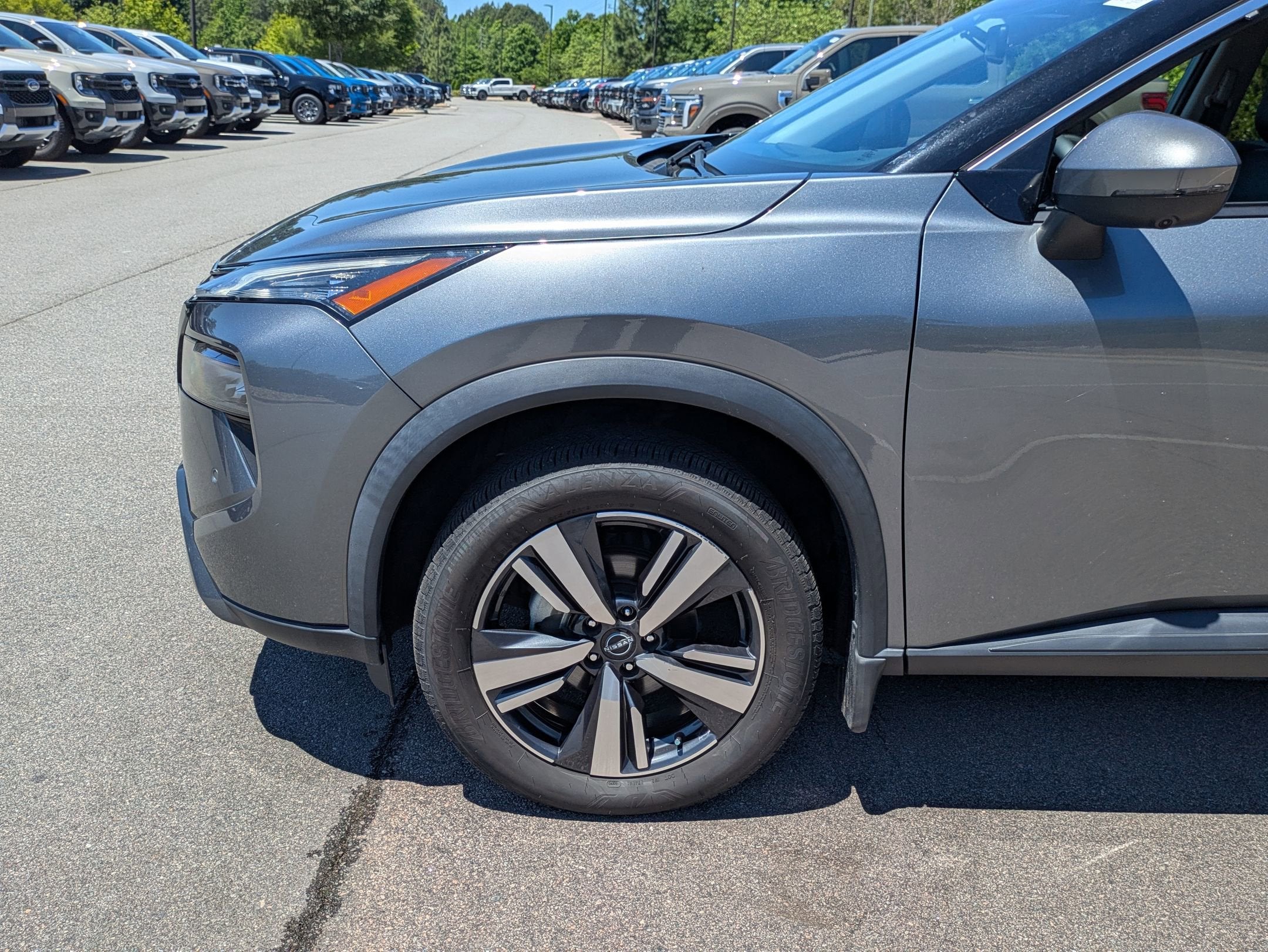 2024 Nissan Rogue SL