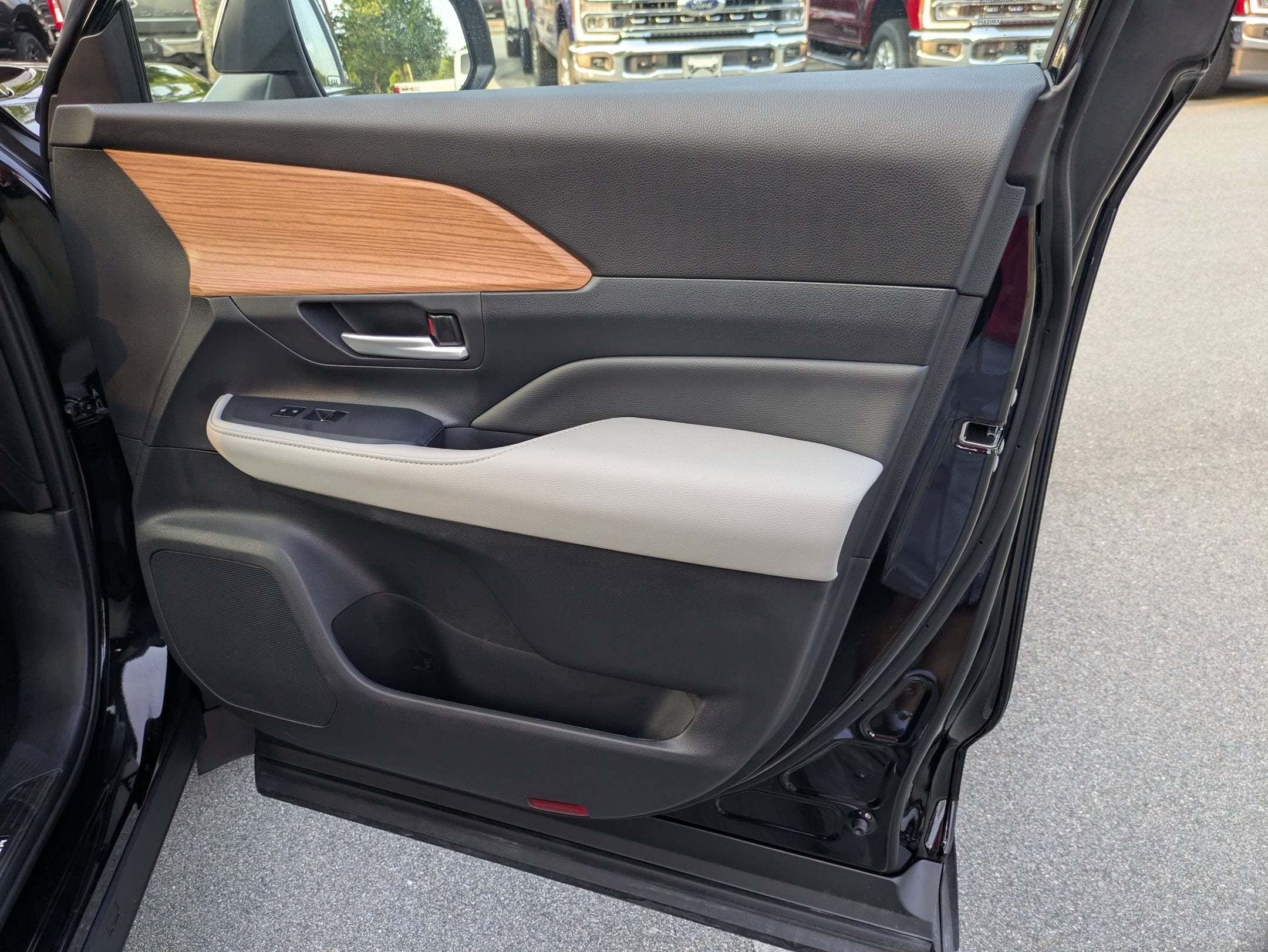 2025 Toyota Grand Highlander Platinum