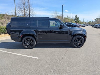 2024 Land Rover Defender X-Dynamic SE