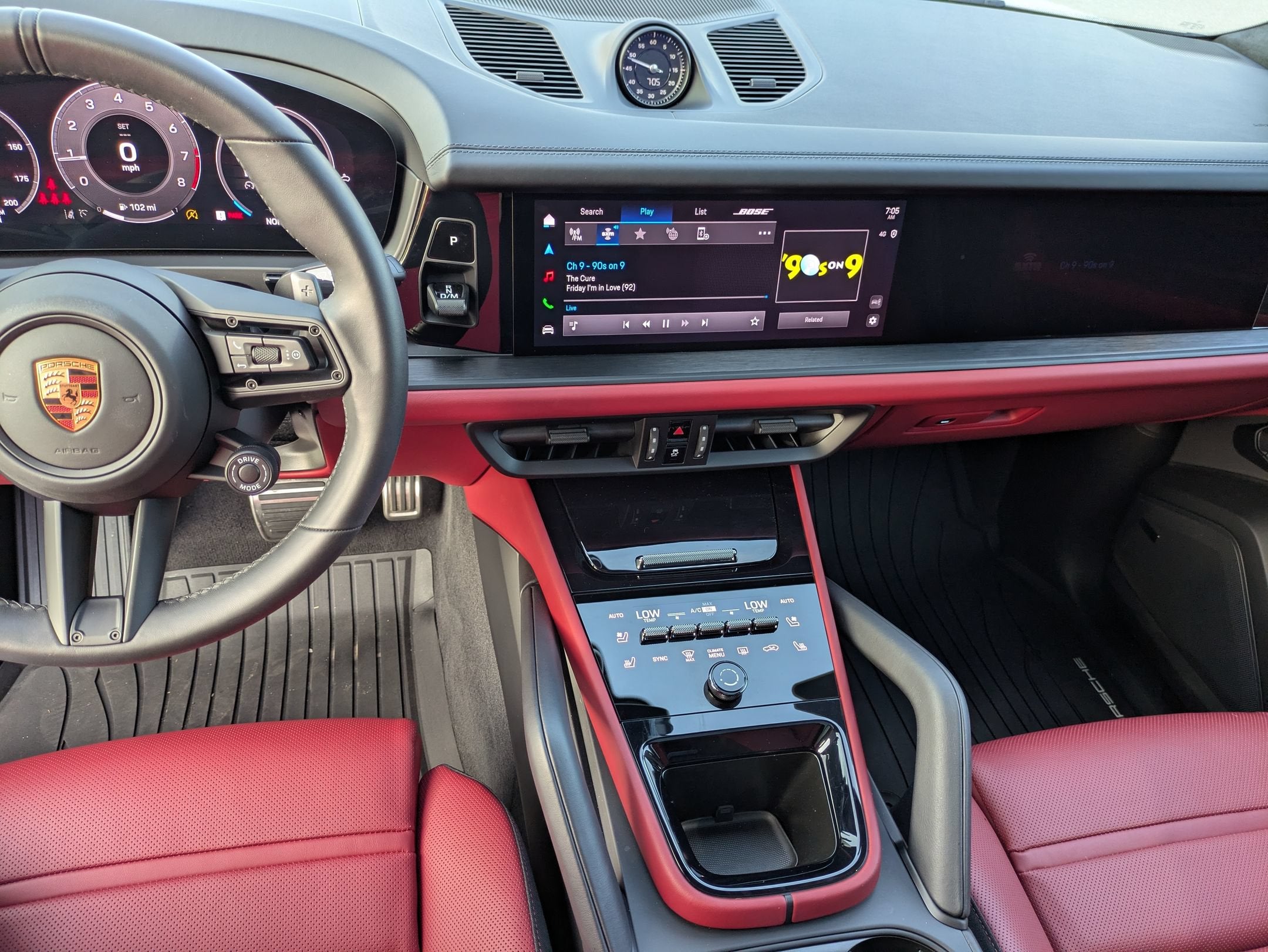 2025 Porsche Cayenne GTS