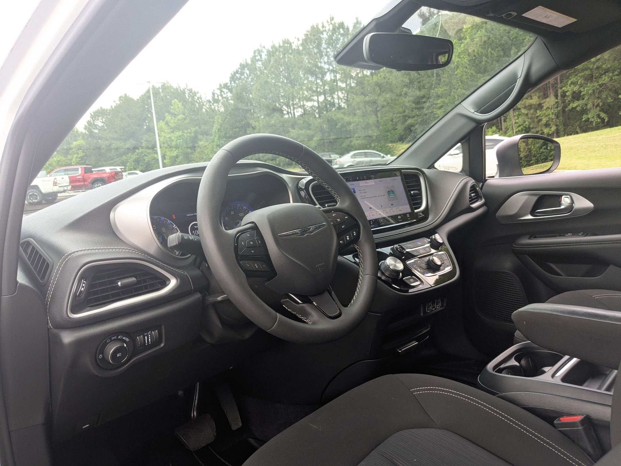 2023 Chrysler Pacifica Touring