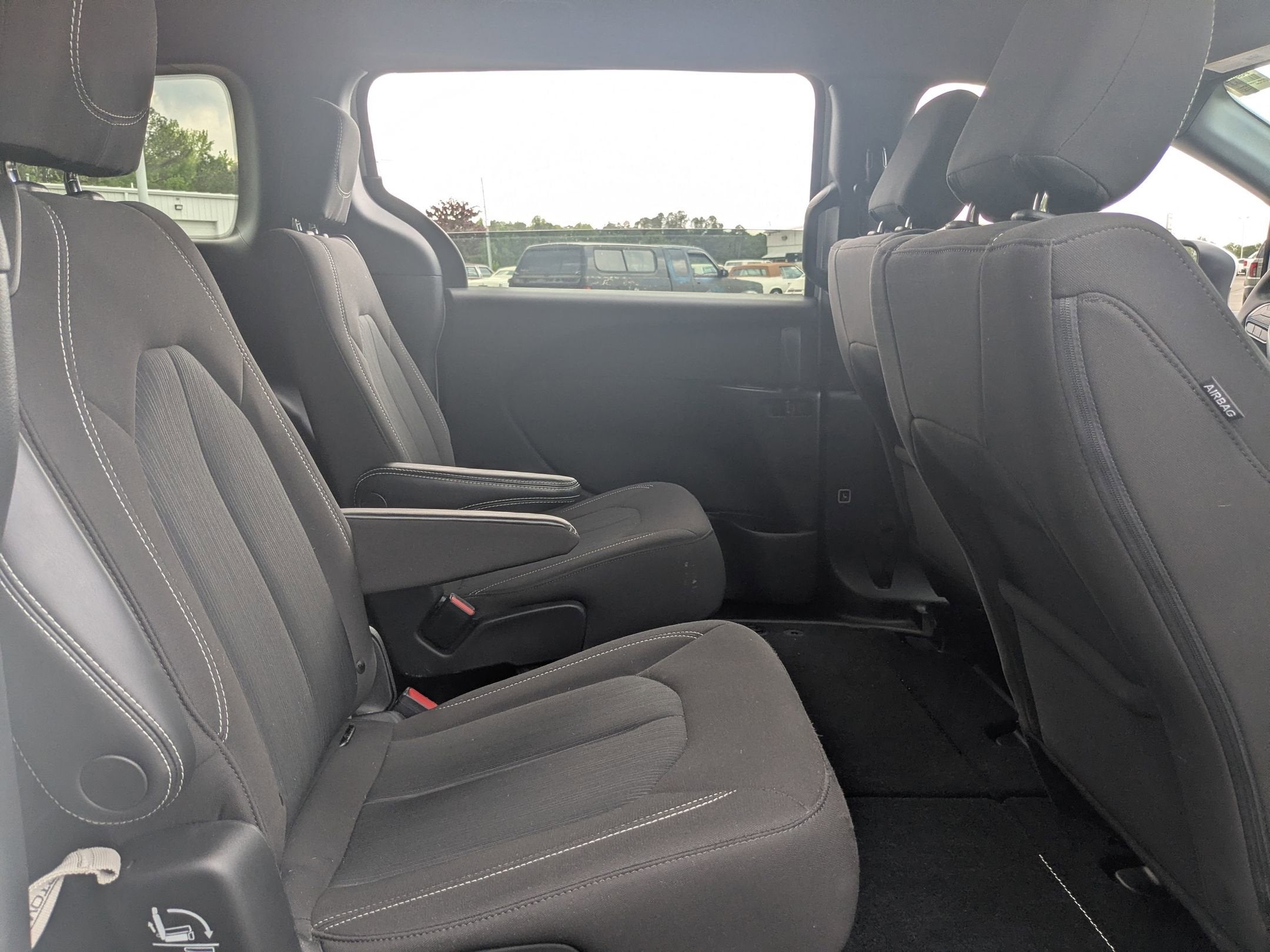 2023 Chrysler Pacifica Touring