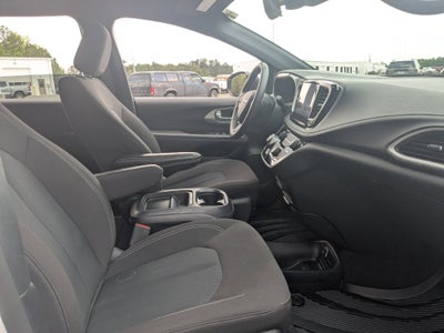 2023 Chrysler Pacifica Touring