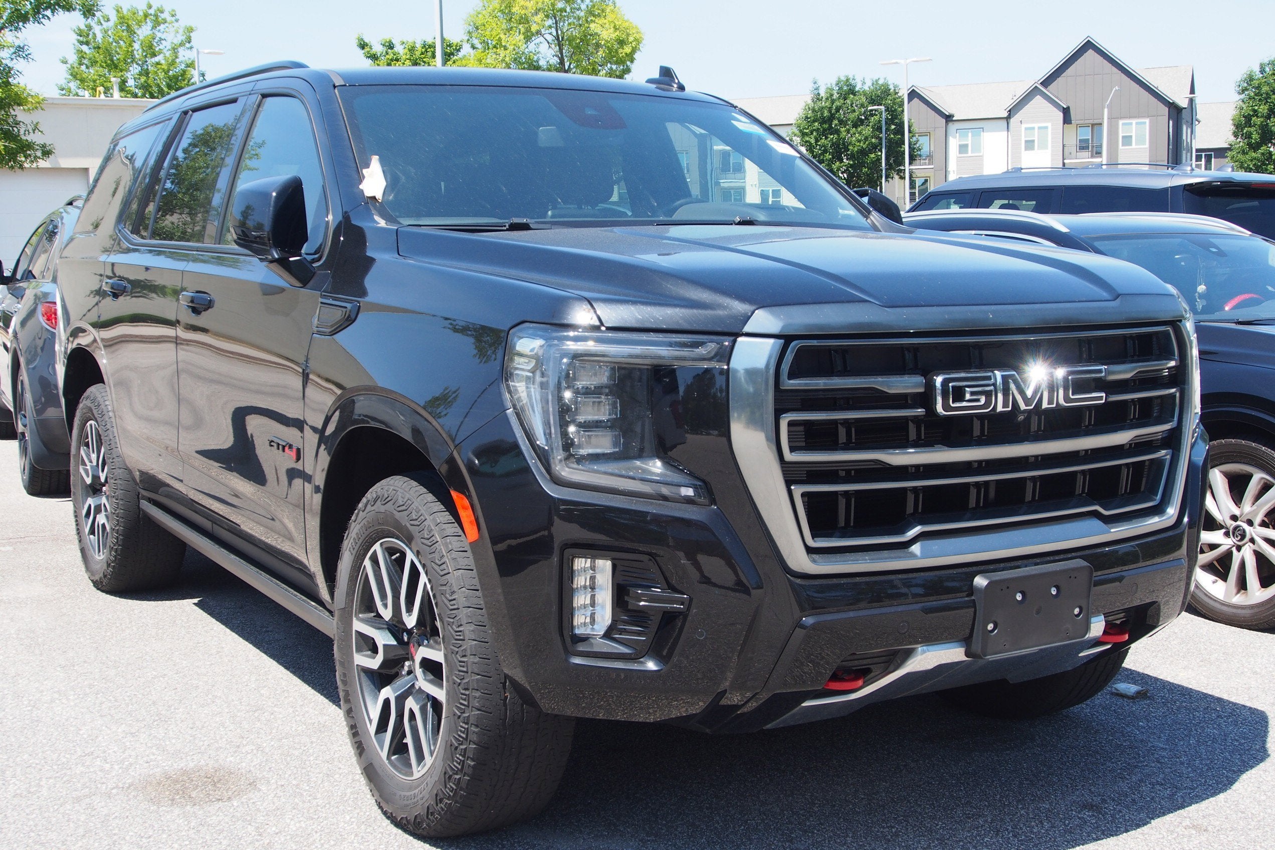 2023 GMC Yukon AT4
