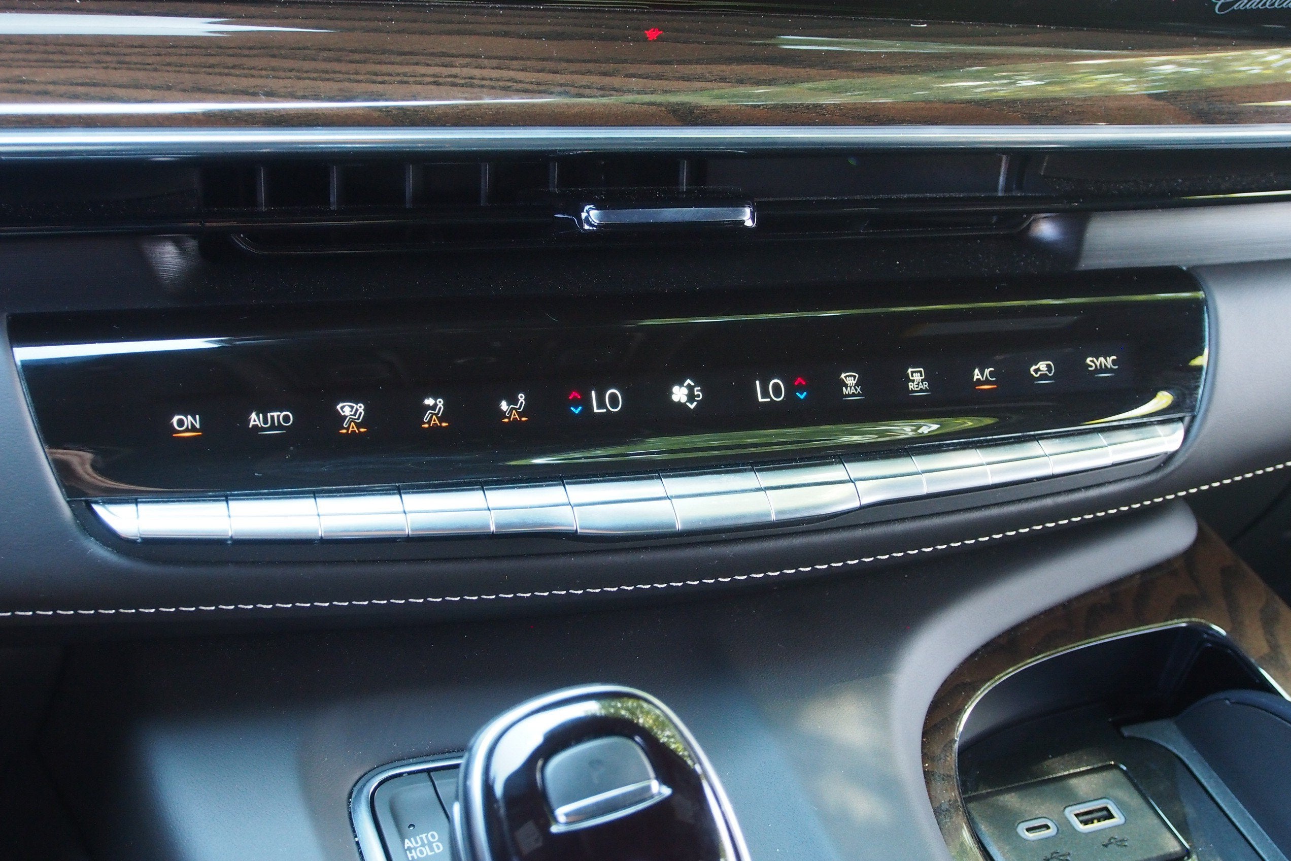 2024 Cadillac Escalade 4WD Sport Platinum