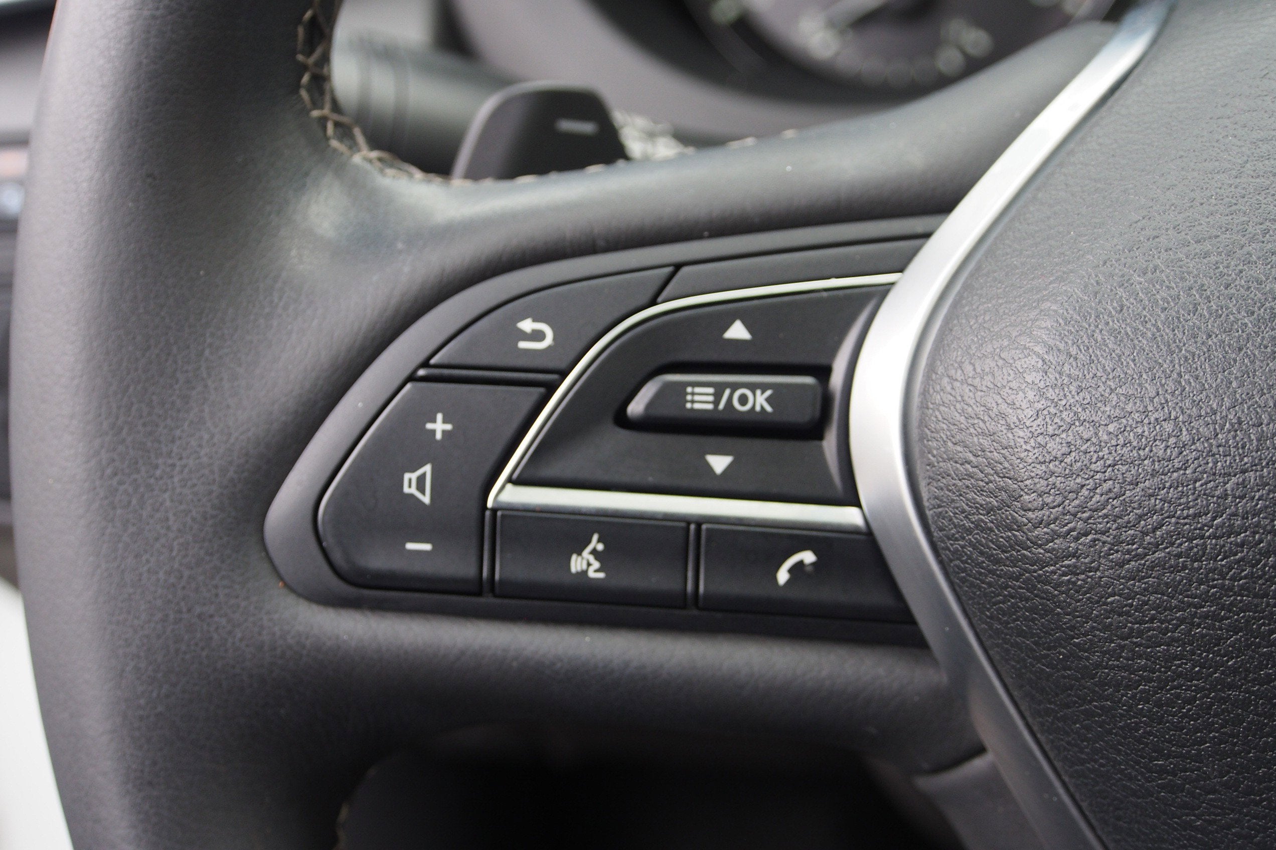 2022 INFINITI QX50 ESSENTIAL