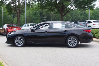 2019 Toyota Avalon XLE