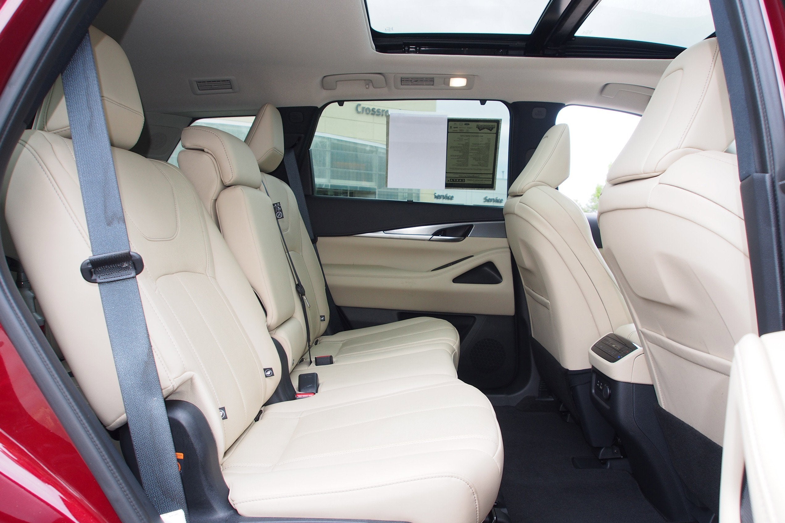2023 INFINITI QX60 LUXE