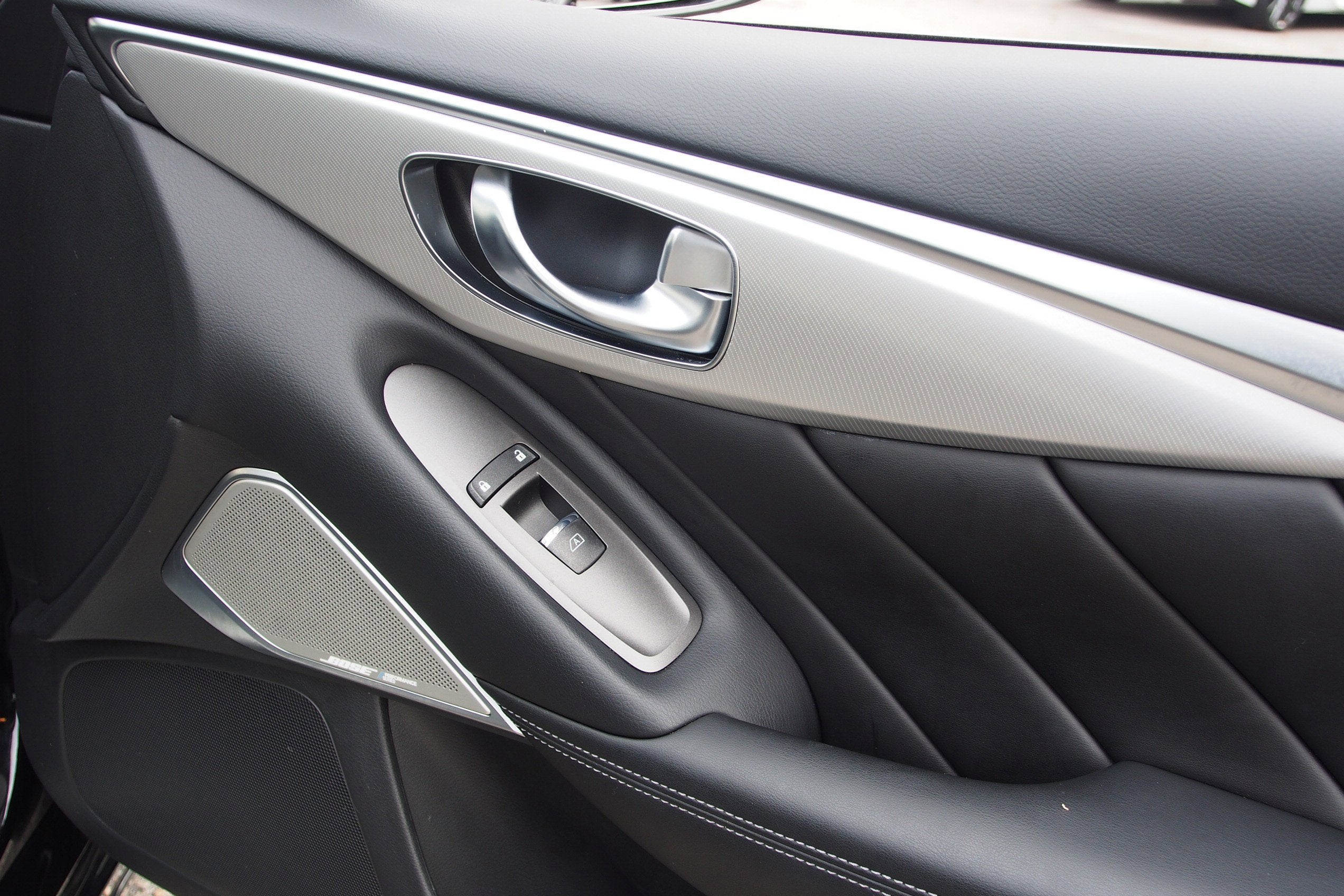 2022 INFINITI Q50 LUXE