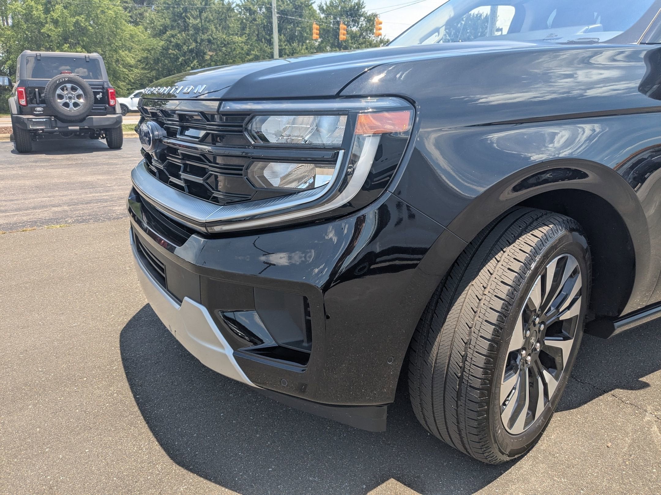 2025 Ford Expedition Max Platinum